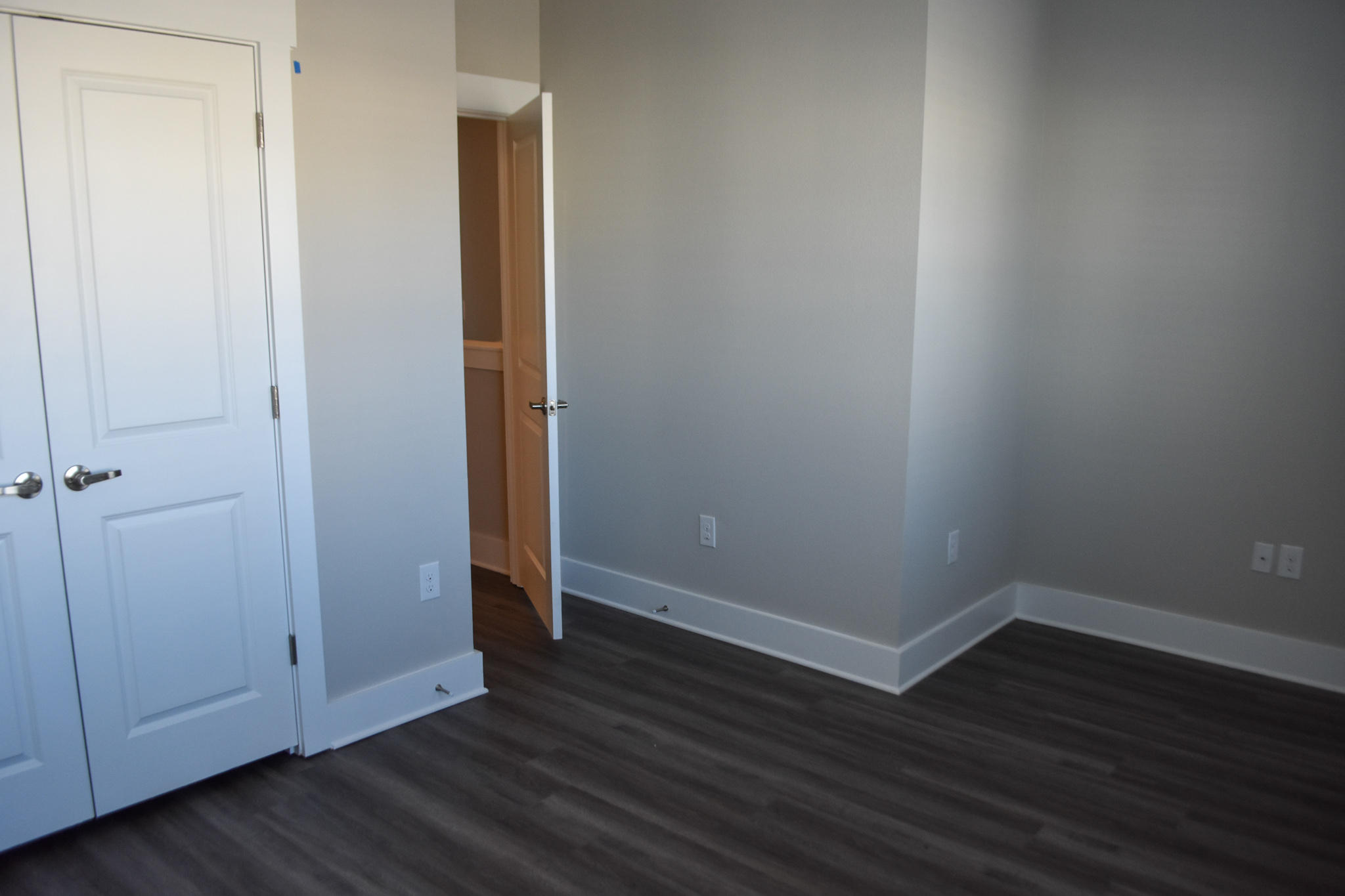 VERANDAS AT FREEPORT - Residential Lease