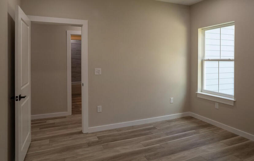 OAKWOOD LAKES ESTATES - Residential