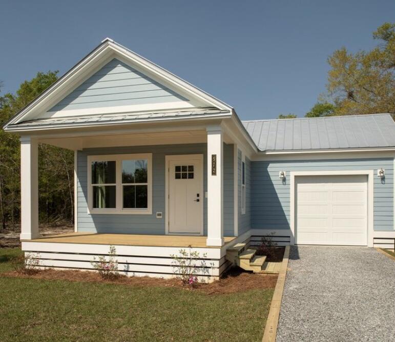 OAKWOOD LAKES ESTATES - Residential