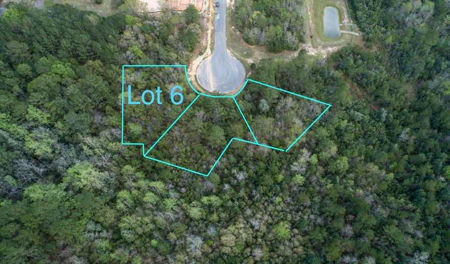 Choose your favorite Builder to create your dream home on this beautiful large cul-de-sac lot in Willow Creek Plantation that backs up to +/-58 acres of Willow Creek Association Common Area along Bends Creek off of Airport Rd. in North Crestview. Phase 2 owners also have access to the Association's Phase 1 Pool and Park on Wayne Rogers Road.
