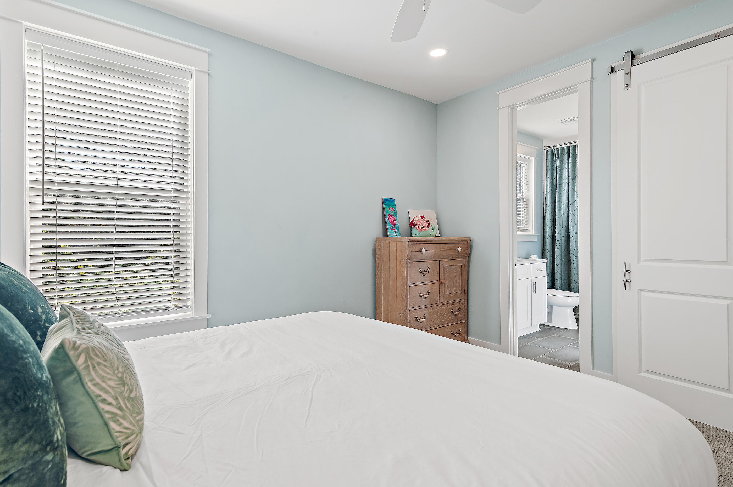 SHADOW PINES - Residential