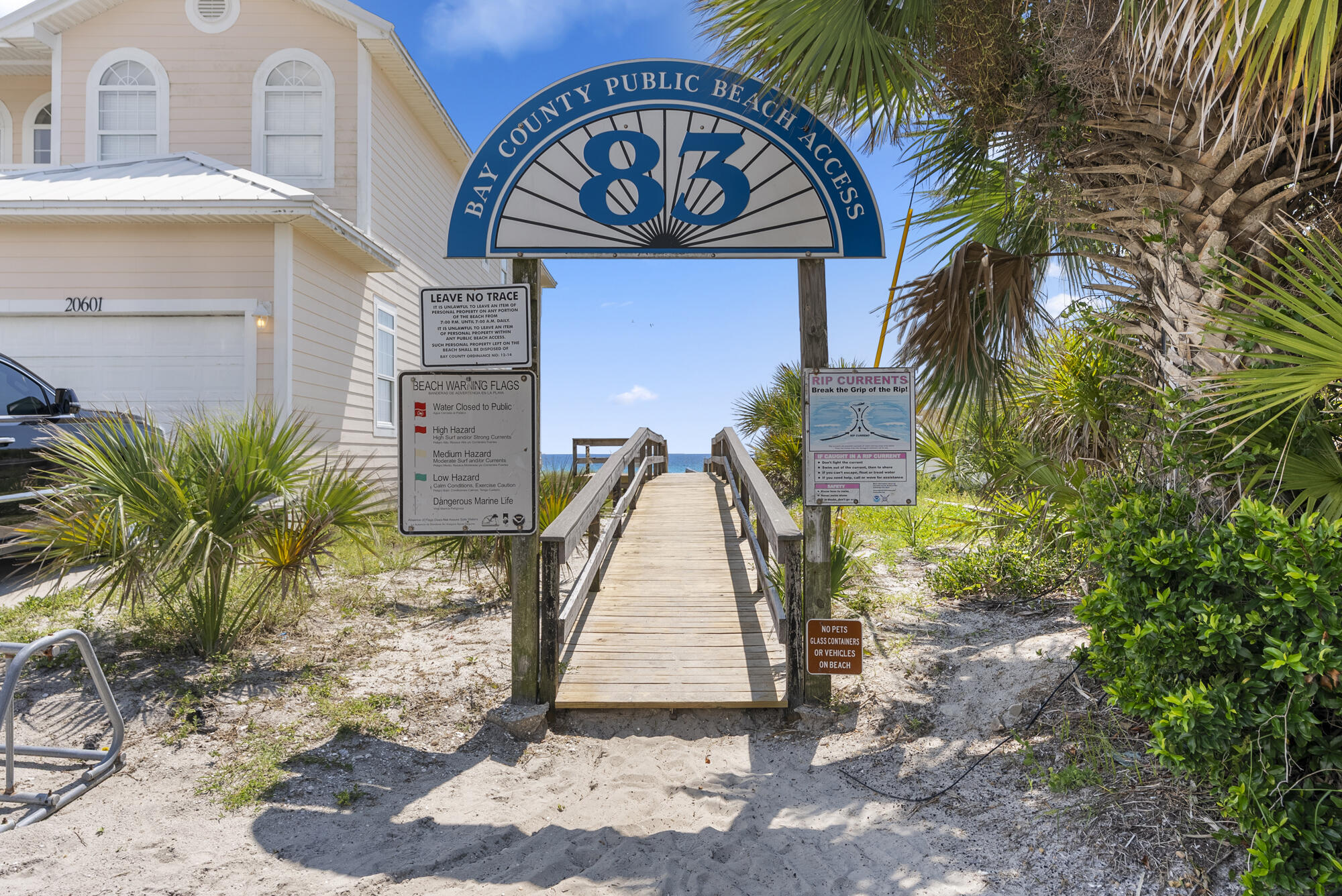 LAGUNA BEACH ESTATES - Residential