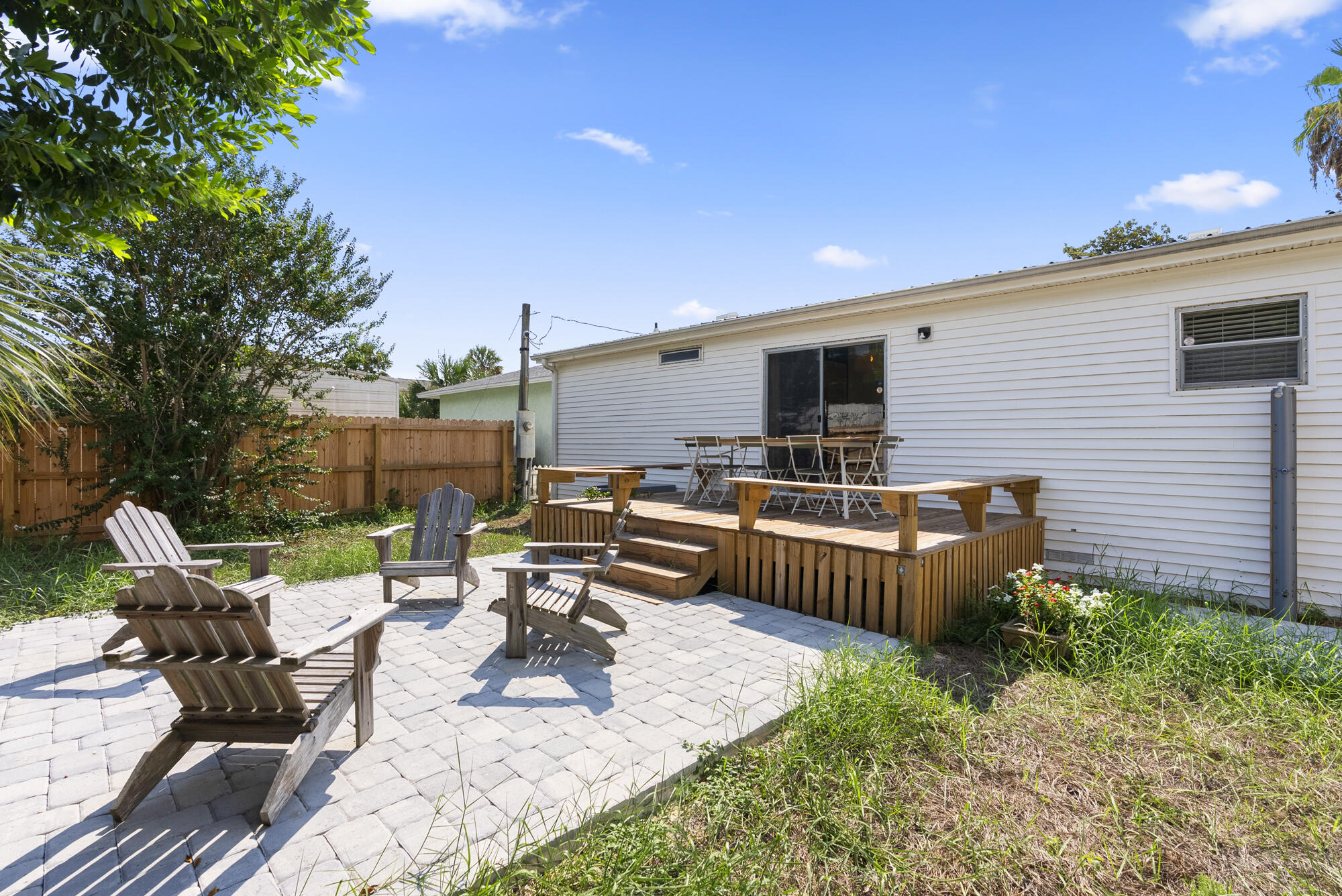 LAGUNA BEACH ESTATES - Residential