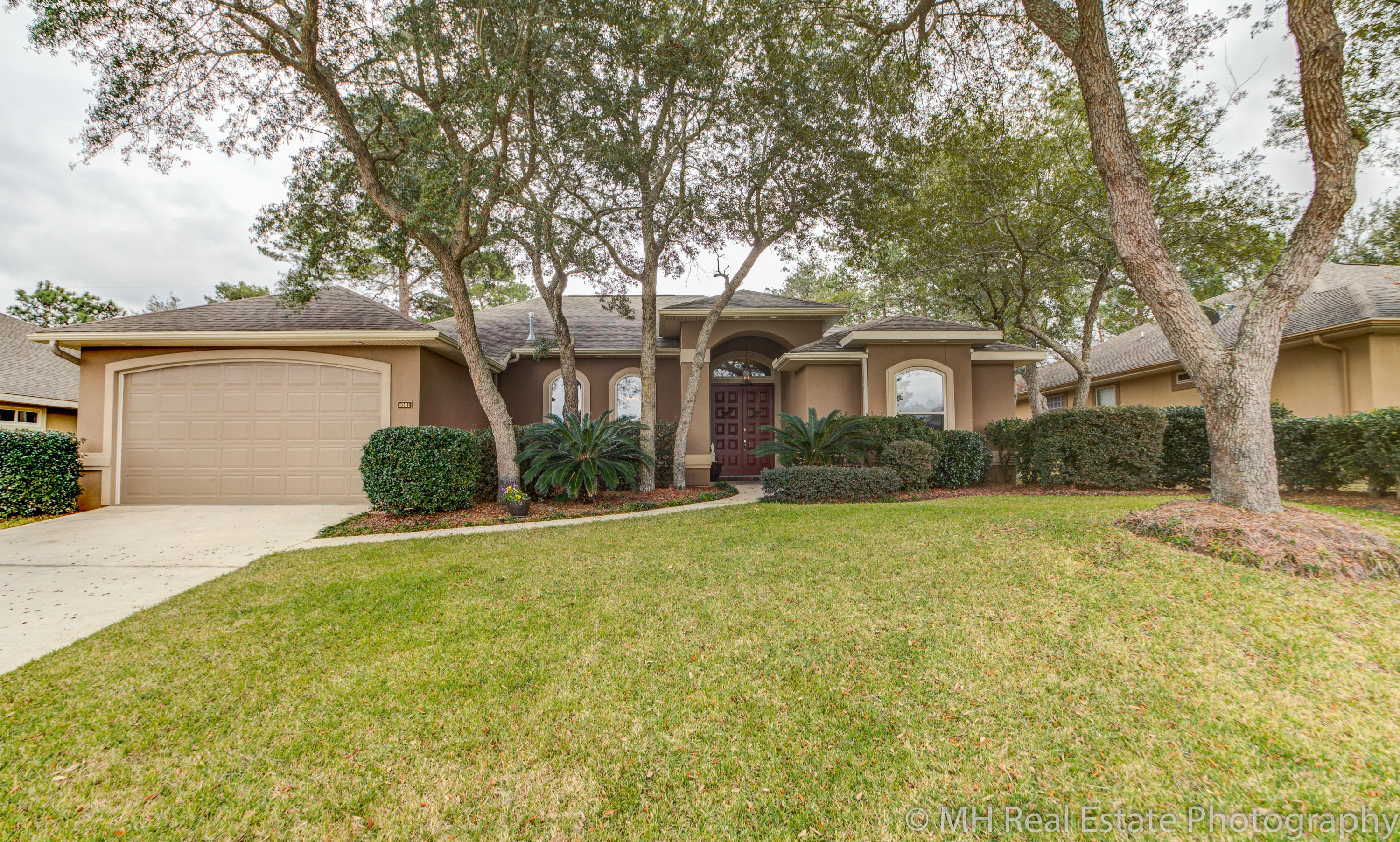 CHARDONNAY ESTATES - Residential