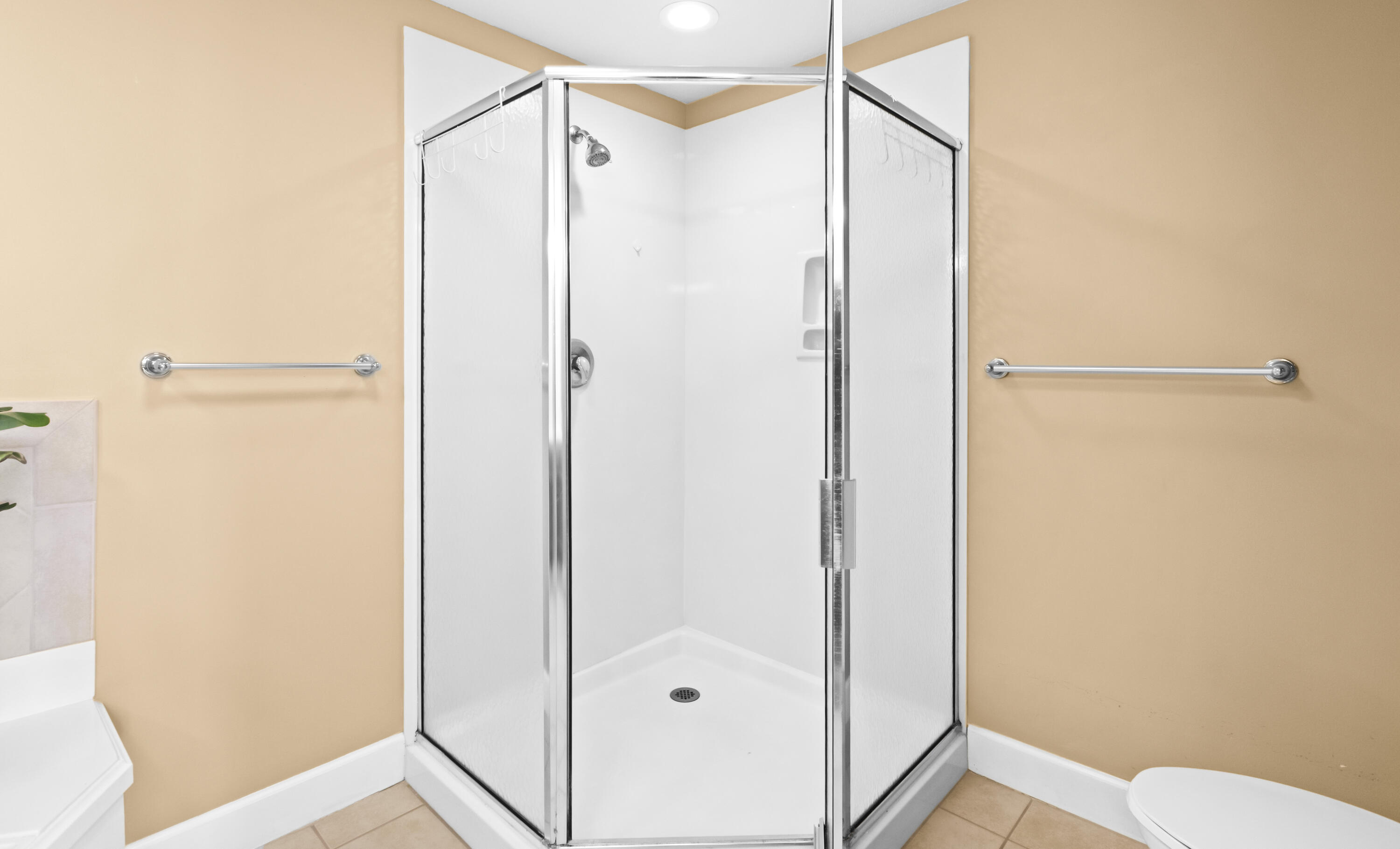 SOUTH BEACH CONDO - Residential