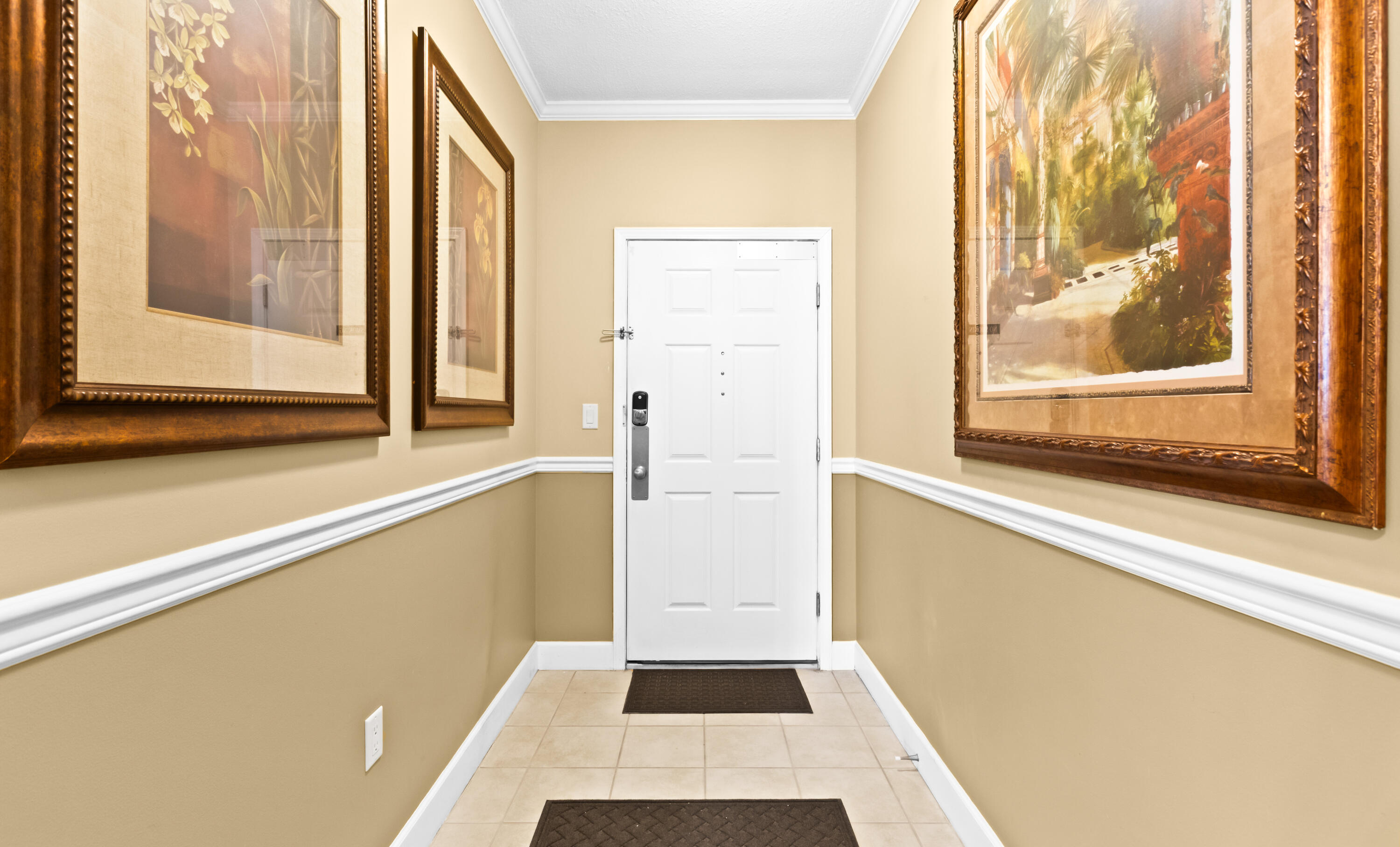 SOUTH BEACH CONDO - Residential