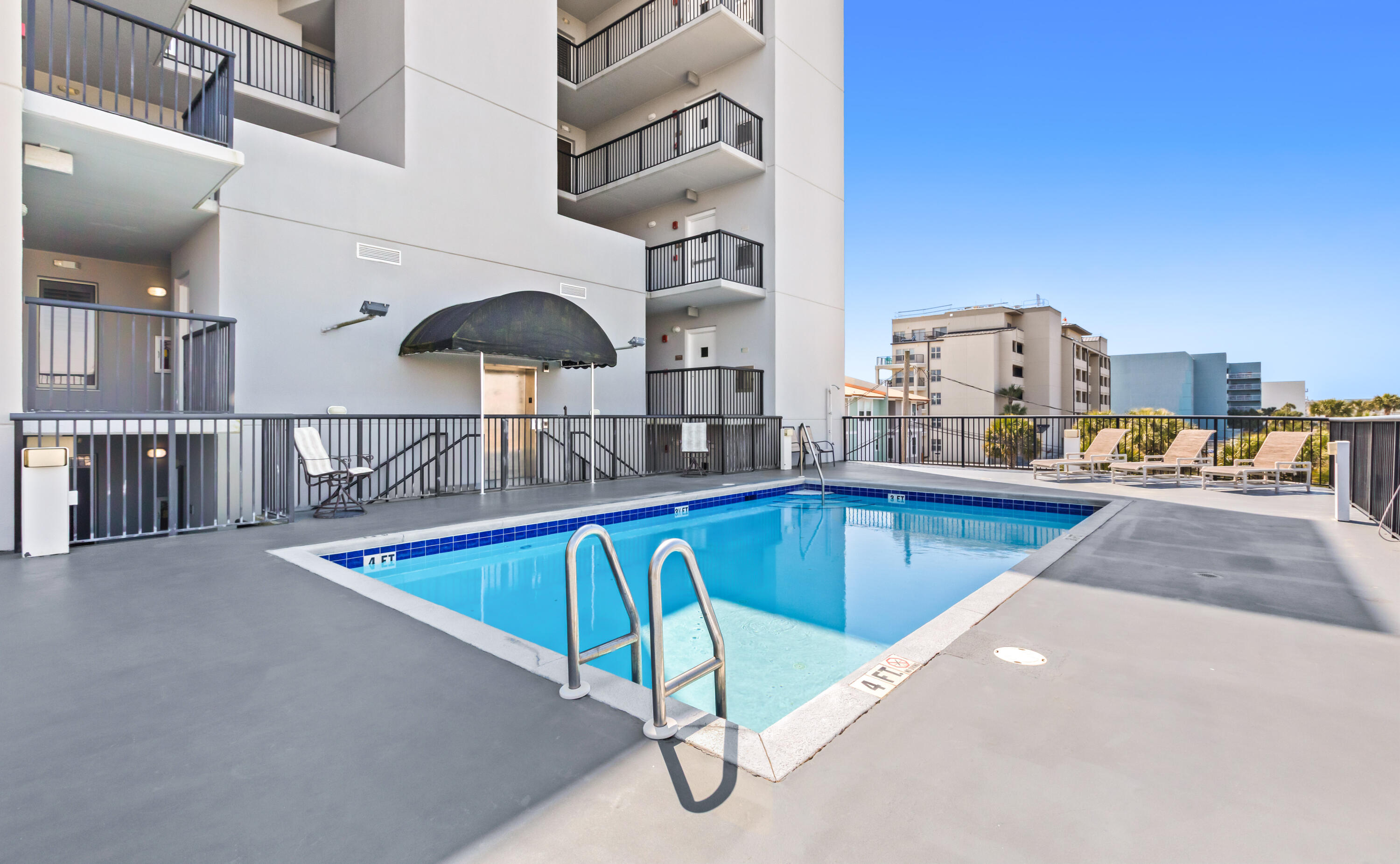 SOUTH BEACH CONDO - Residential