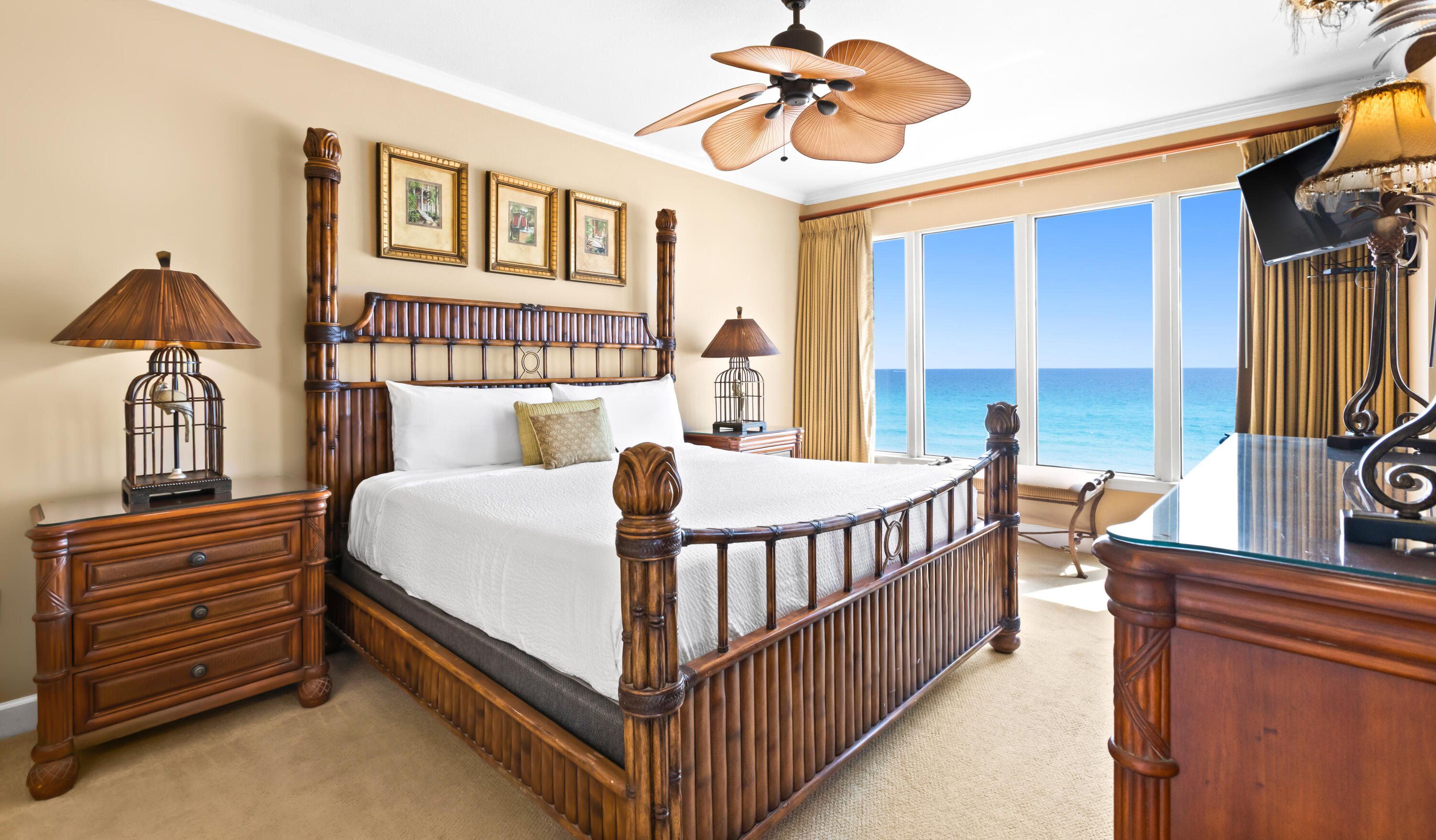 SOUTH BEACH CONDO - Residential