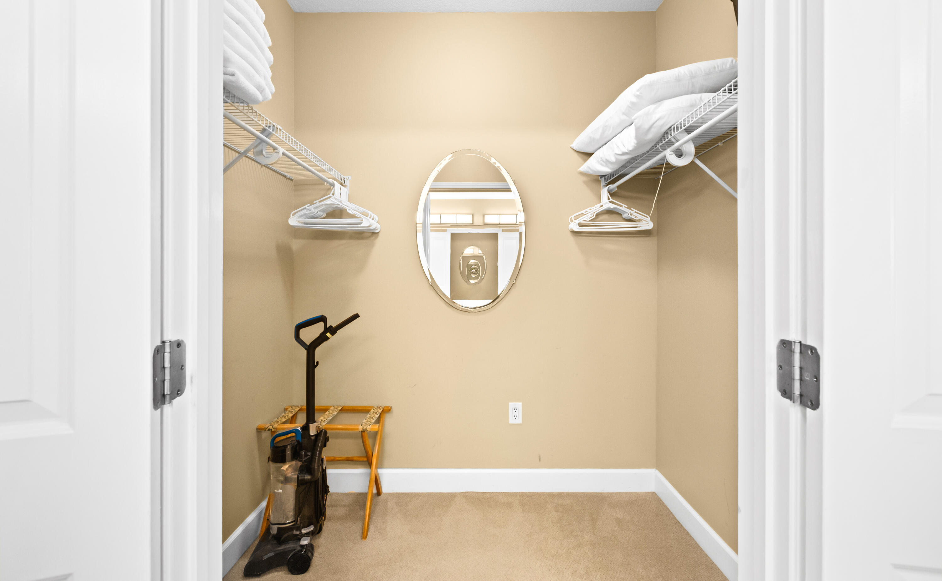 SOUTH BEACH CONDO - Residential