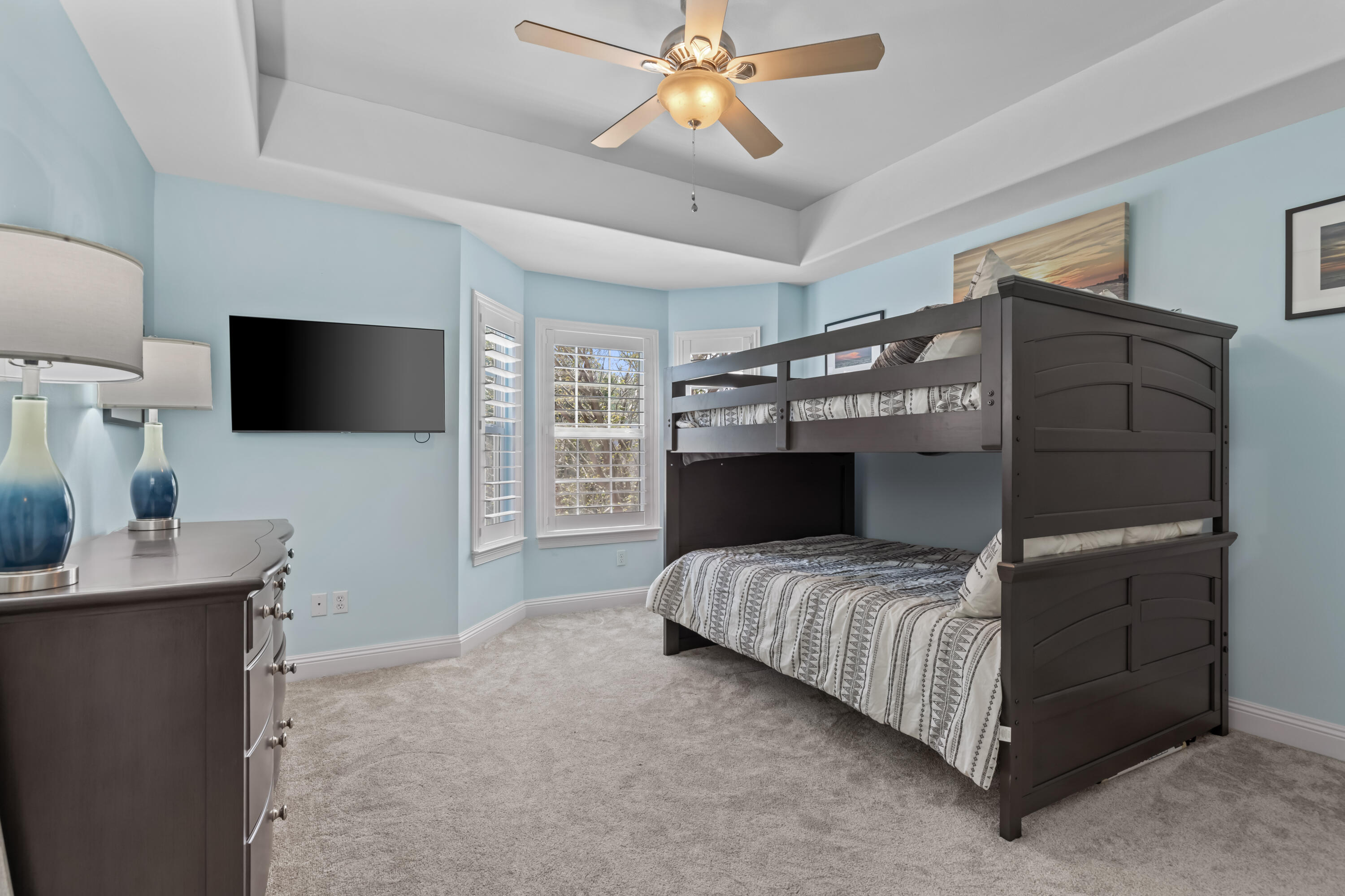 SOVEREIGN ISLE S/D - Residential