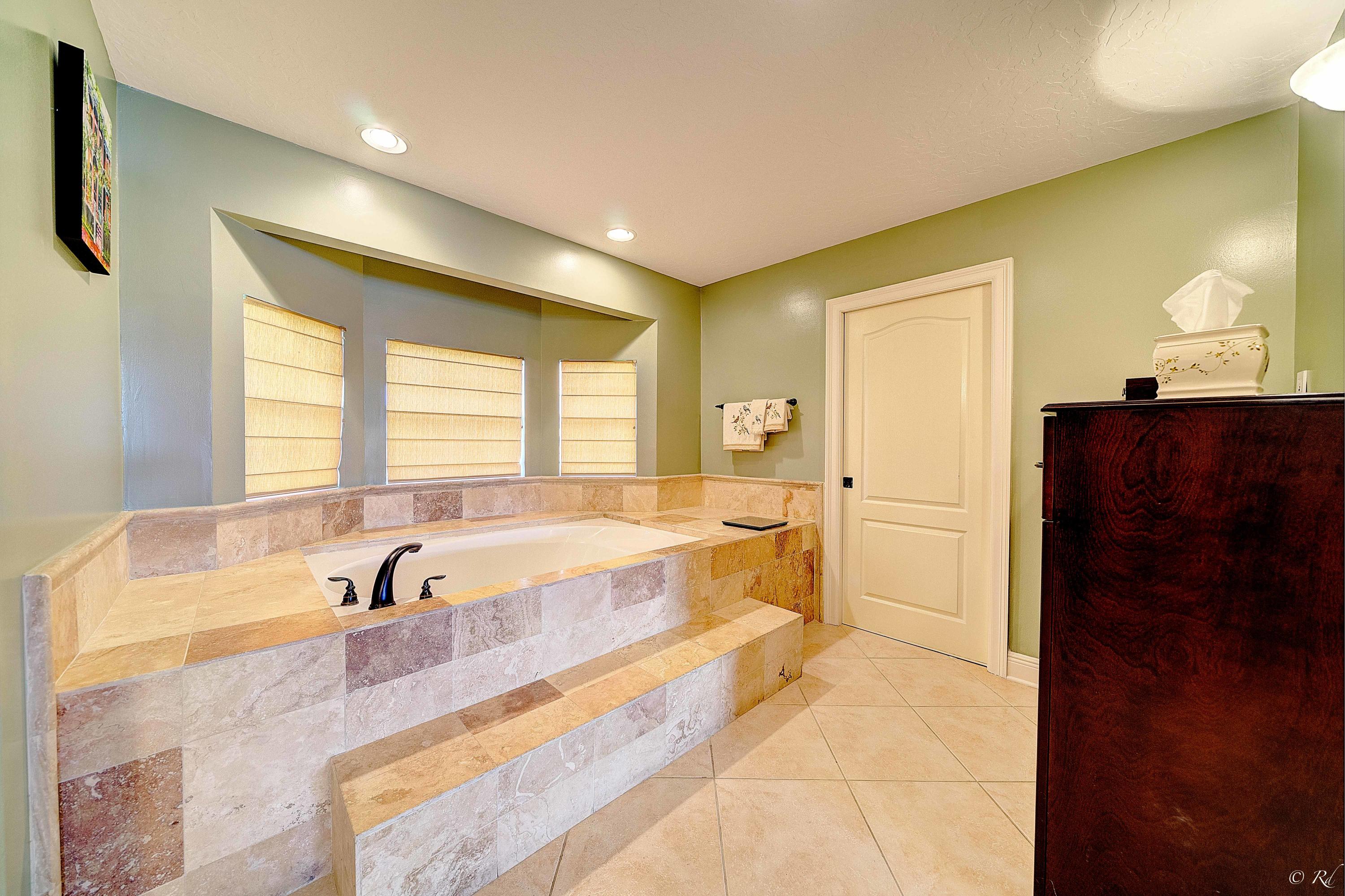 KINGS POINT UNIT 6 - Residential