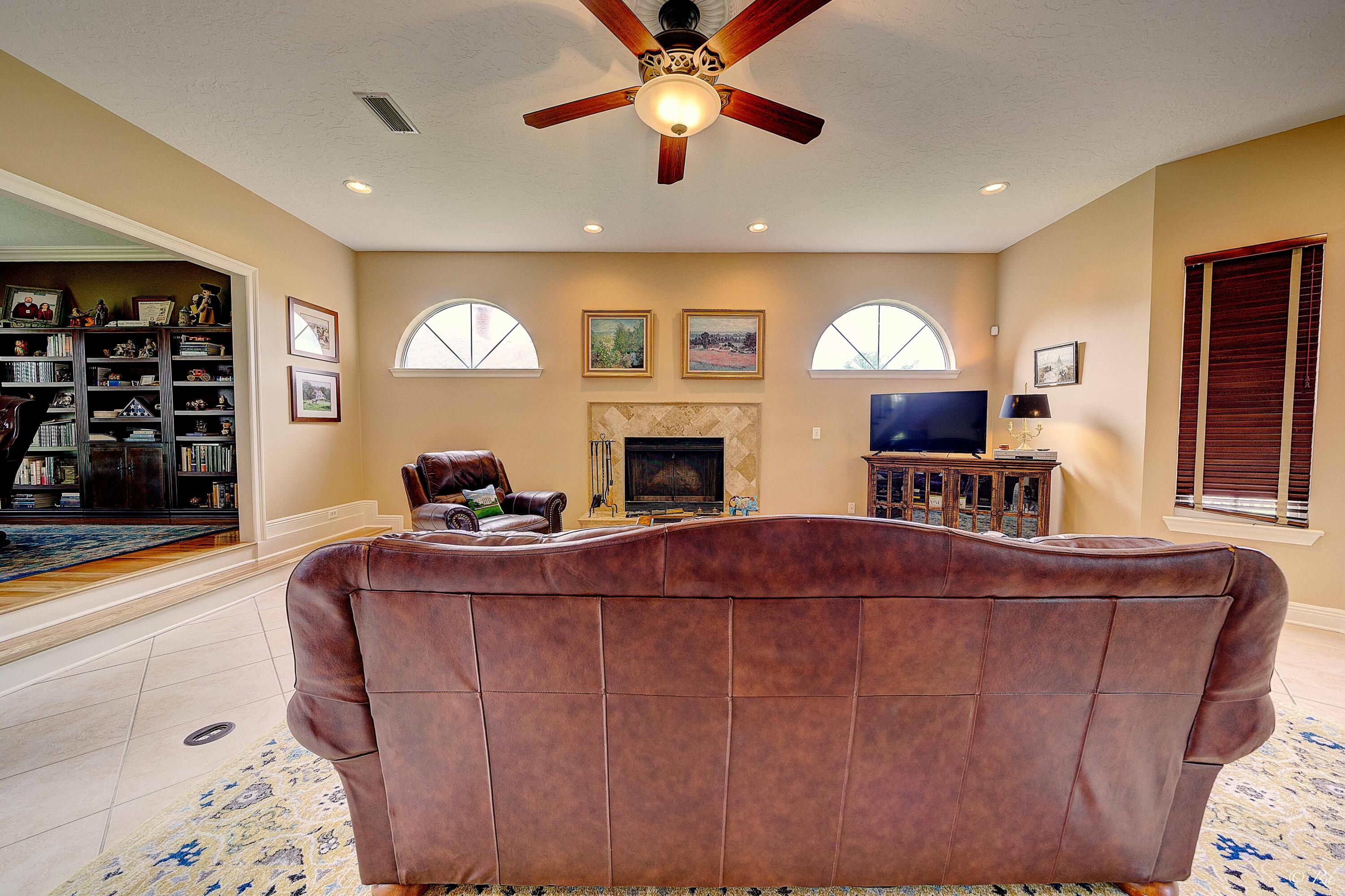 KINGS POINT UNIT 6 - Residential