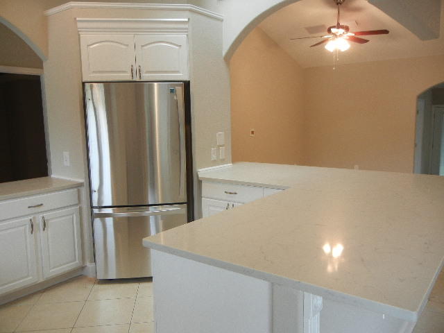 REGENCY PARK LOT 24 - Residential