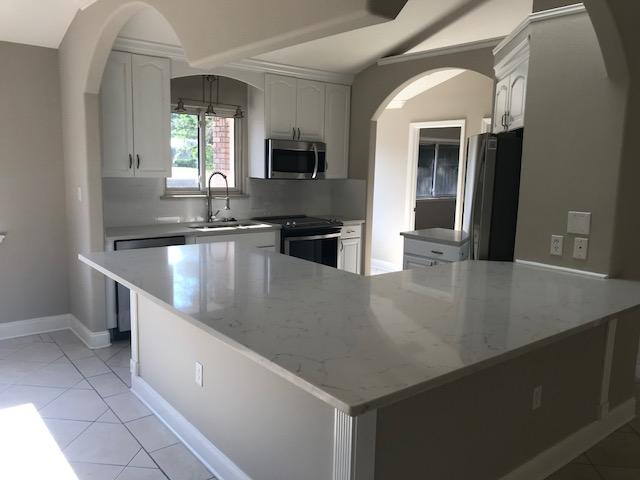 REGENCY PARK LOT 24 - Residential