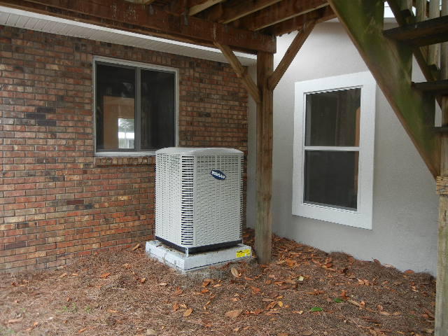 REGENCY PARK LOT 24 - Residential