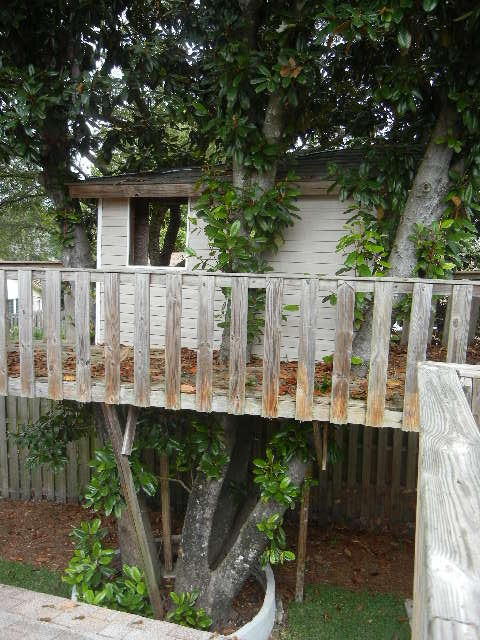 REGENCY PARK LOT 24 - Residential