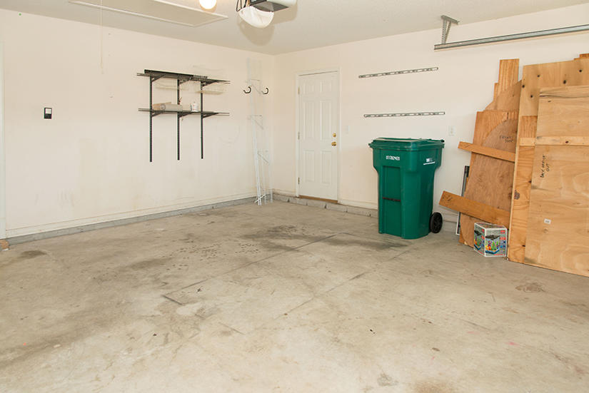 CREETWOOD PLACE - Residential Lease