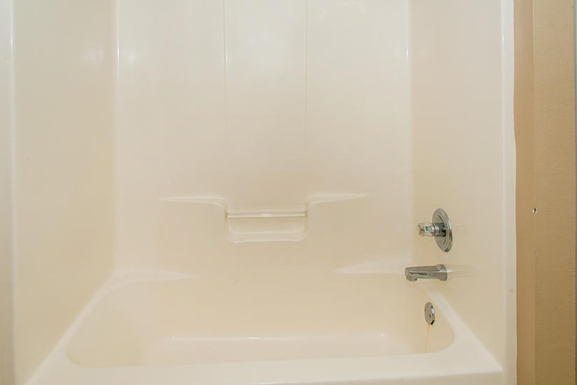 CREETWOOD PLACE - Residential Lease