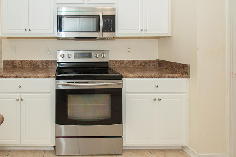 CREETWOOD PLACE - Residential Lease