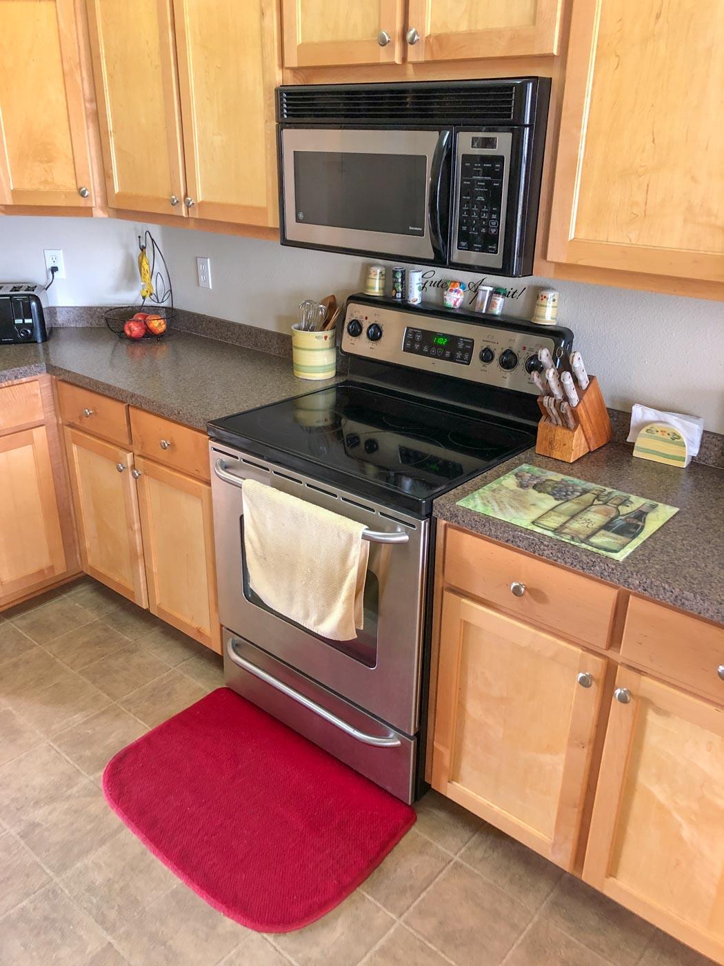 CREETWOOD VILLAGE BLK C LOT3 AS DES IN OR 3187 PG 471 - Residential