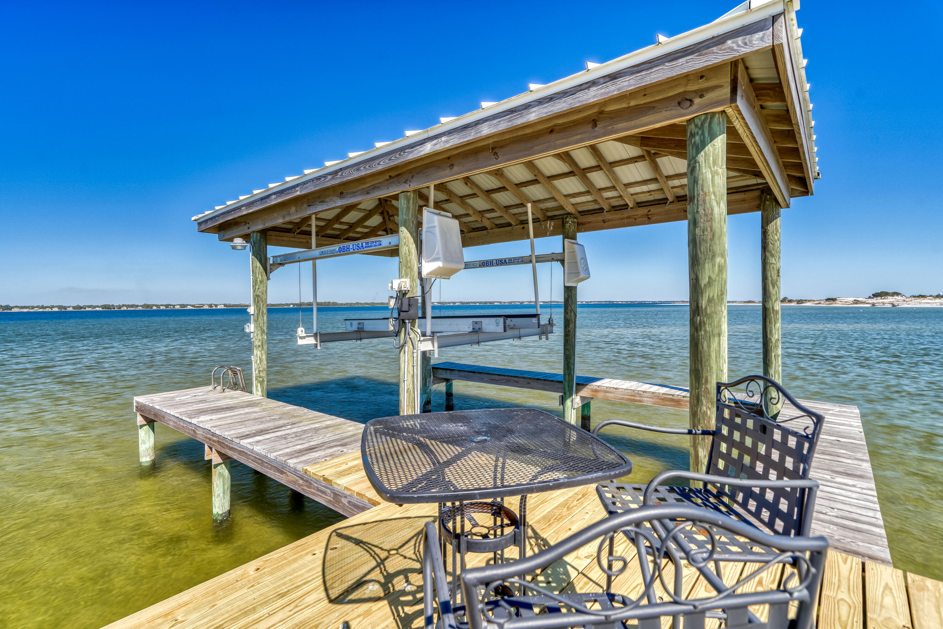 CARIBBEAN ISLES - Residential