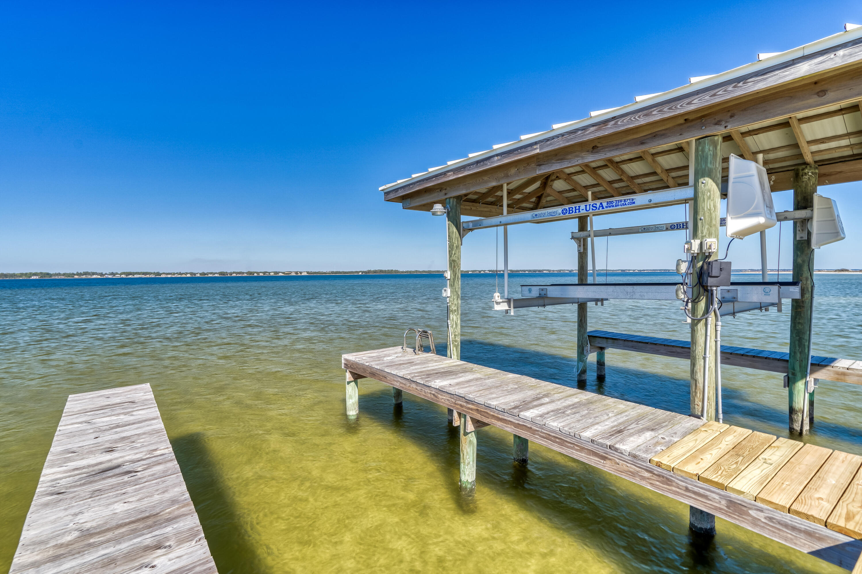 CARIBBEAN ISLES - Residential