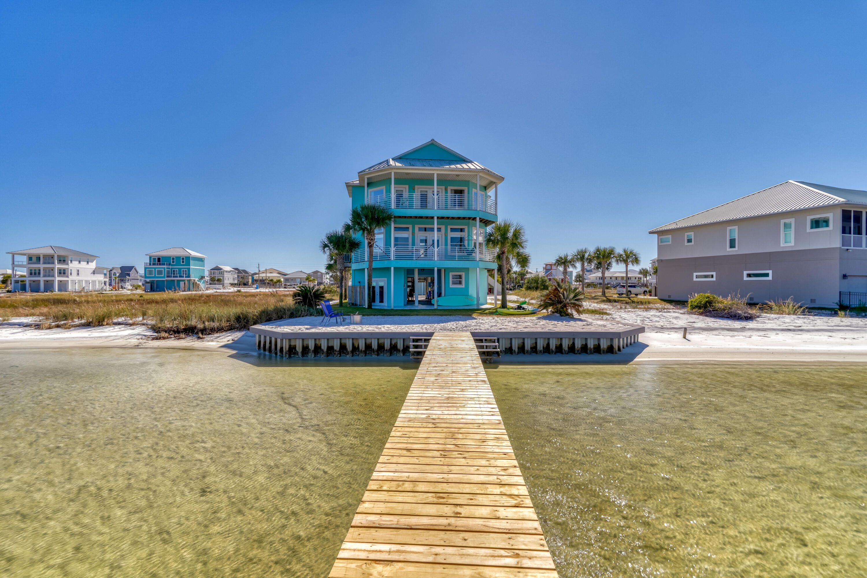 CARIBBEAN ISLES - Residential