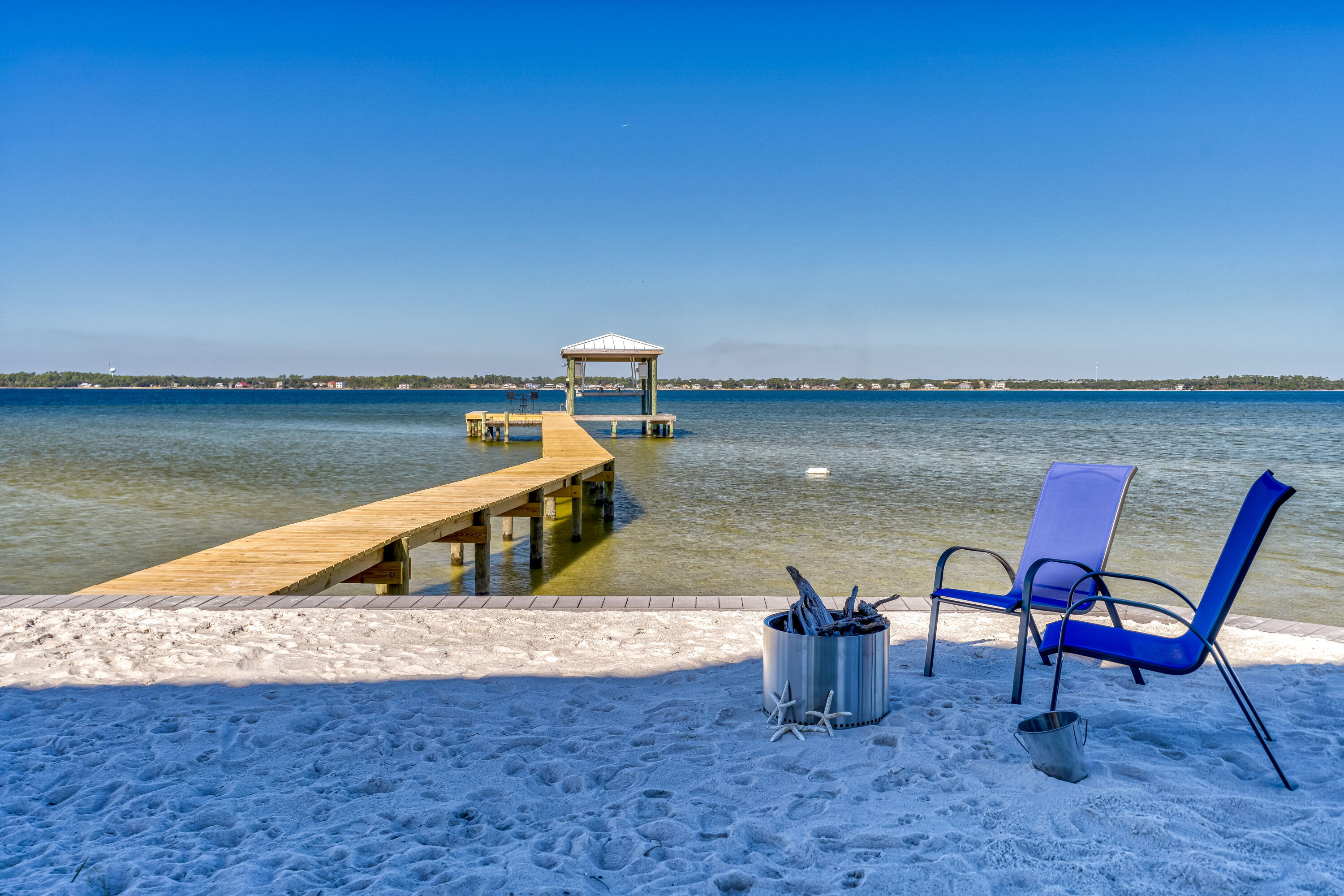 CARIBBEAN ISLES - Residential