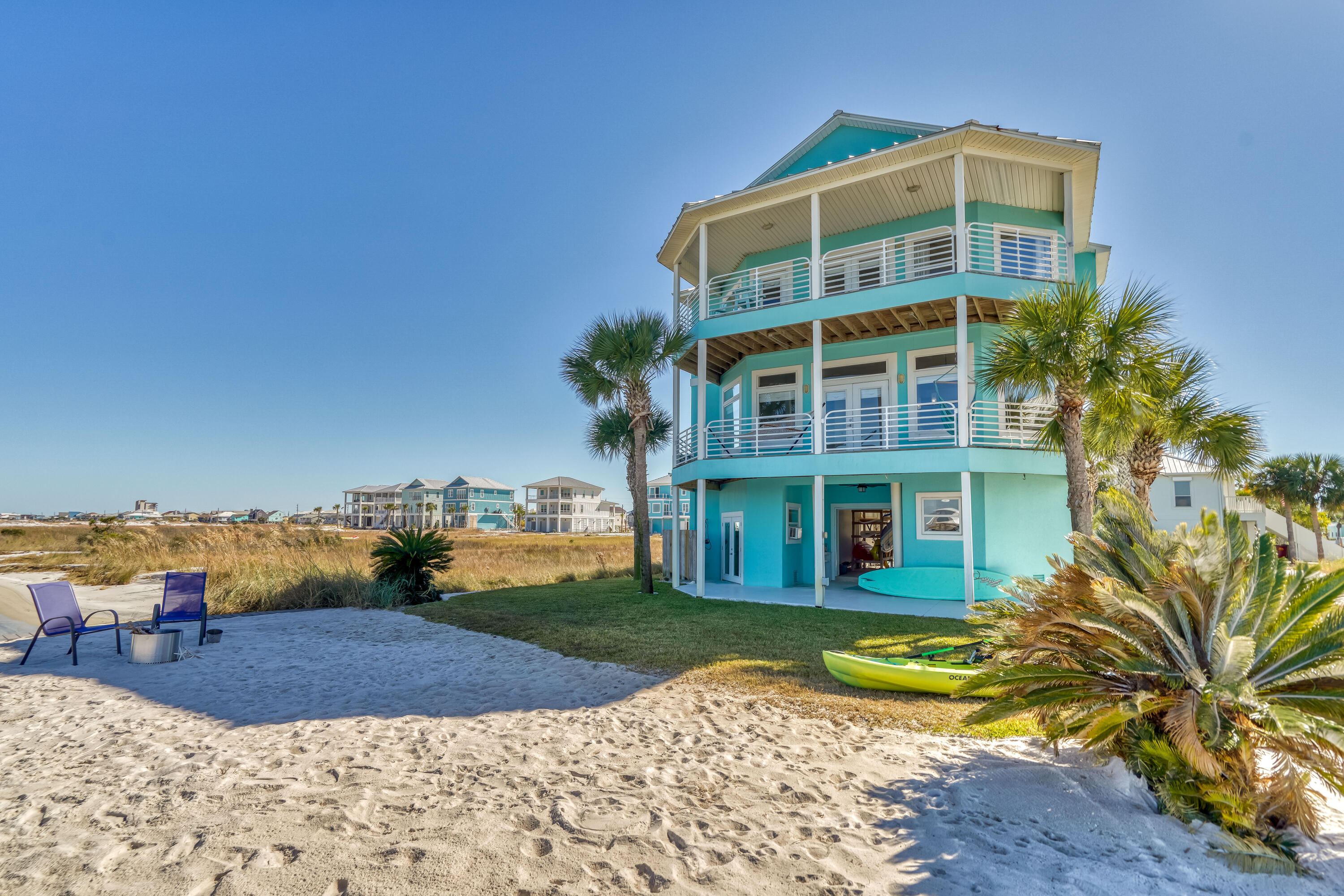 CARIBBEAN ISLES - Residential