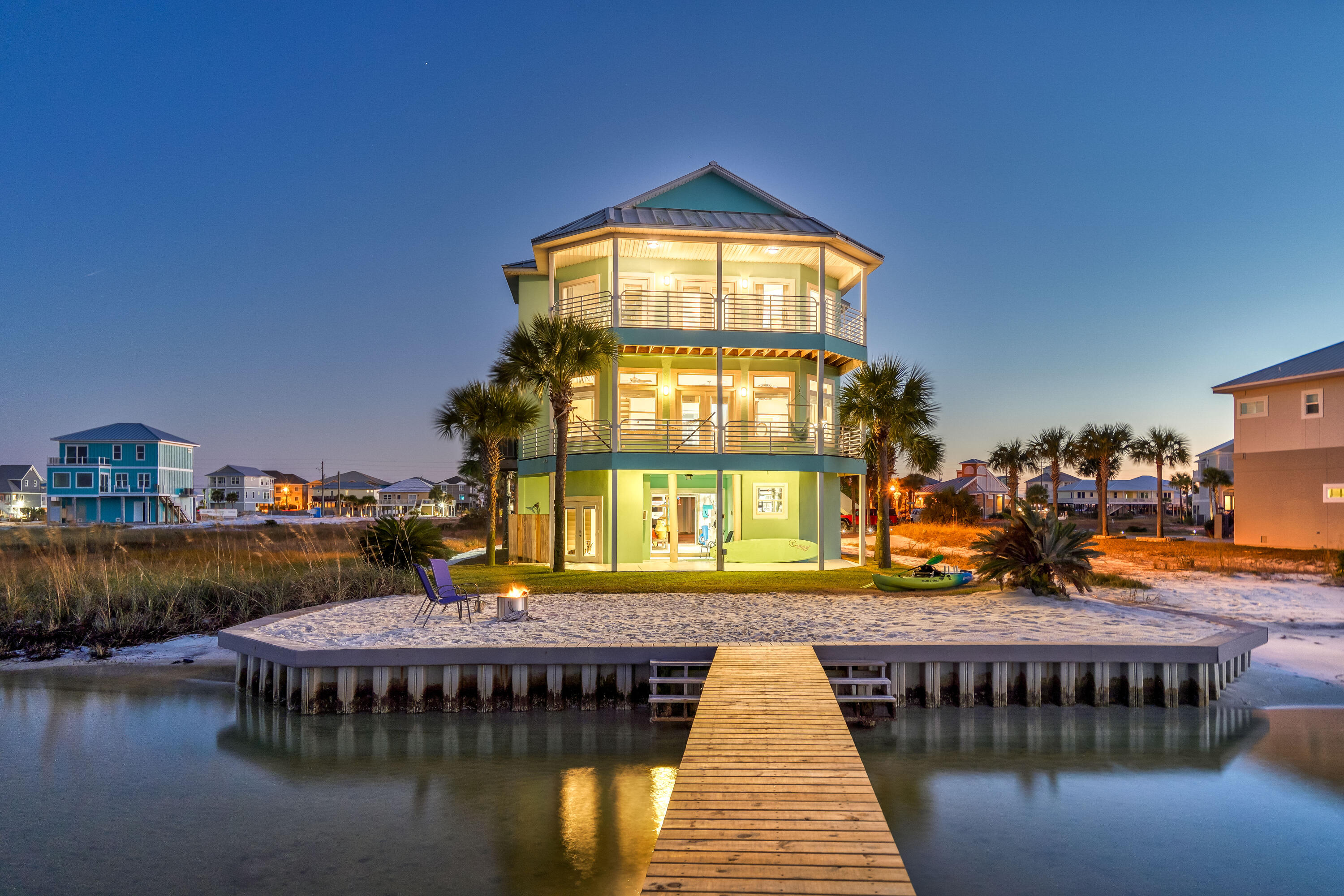 CARIBBEAN ISLES - Residential