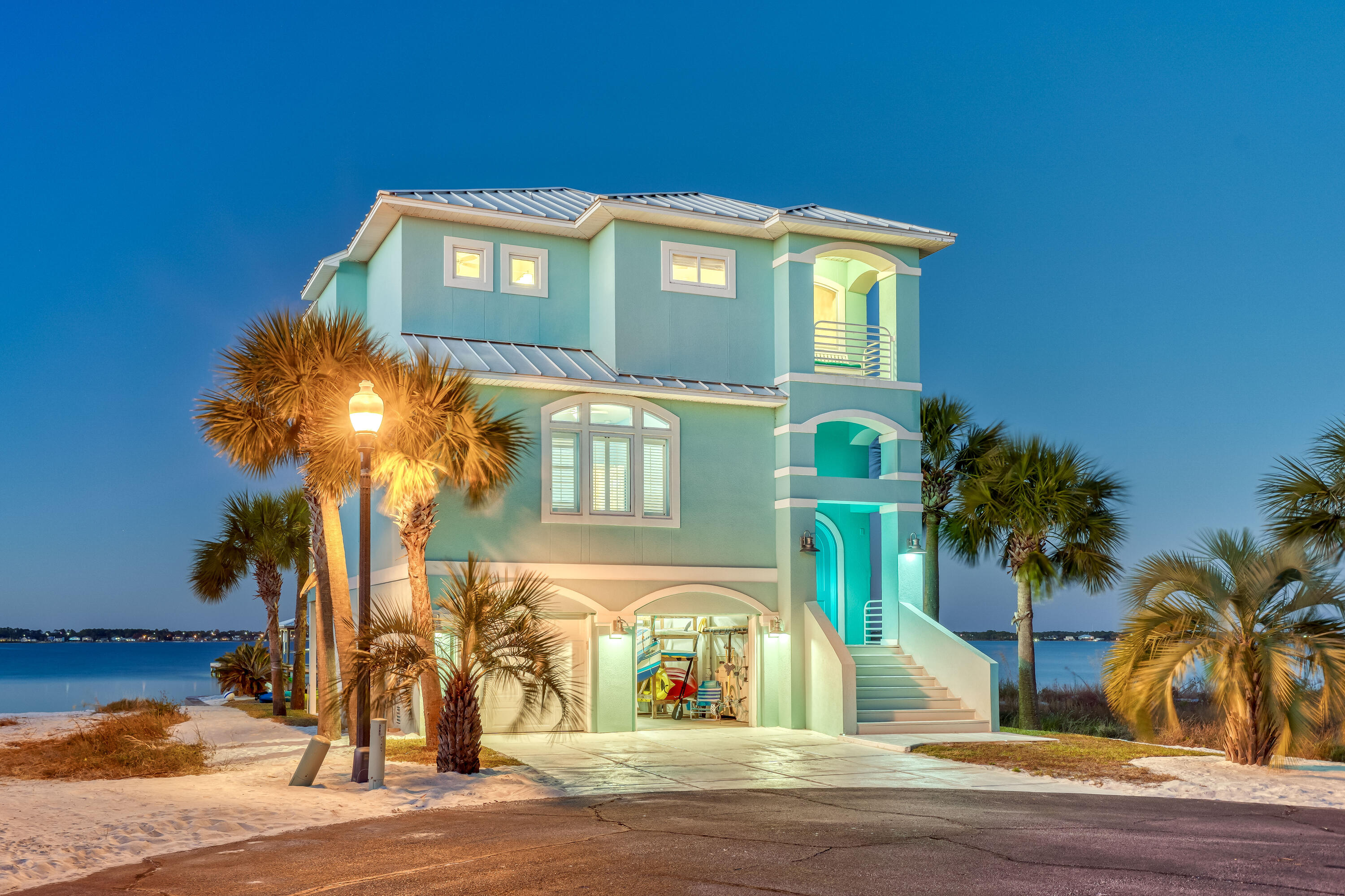 CARIBBEAN ISLES - Residential