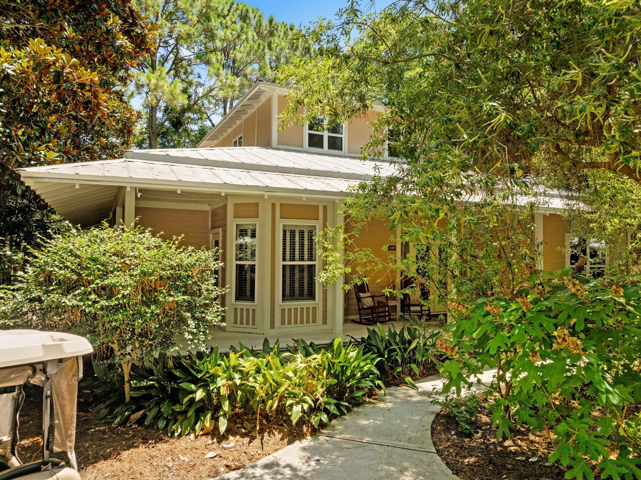 PRESTWICK PLACE - Residential