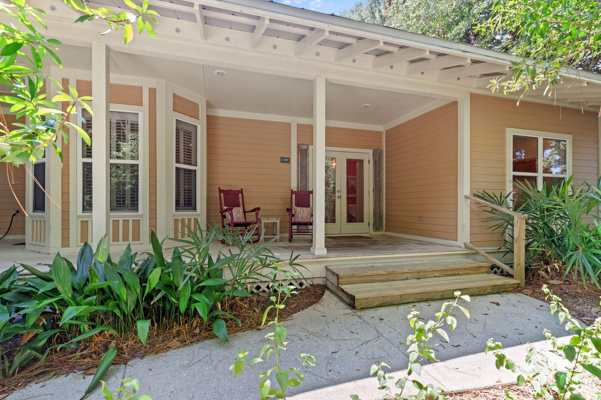 PRESTWICK PLACE - Residential