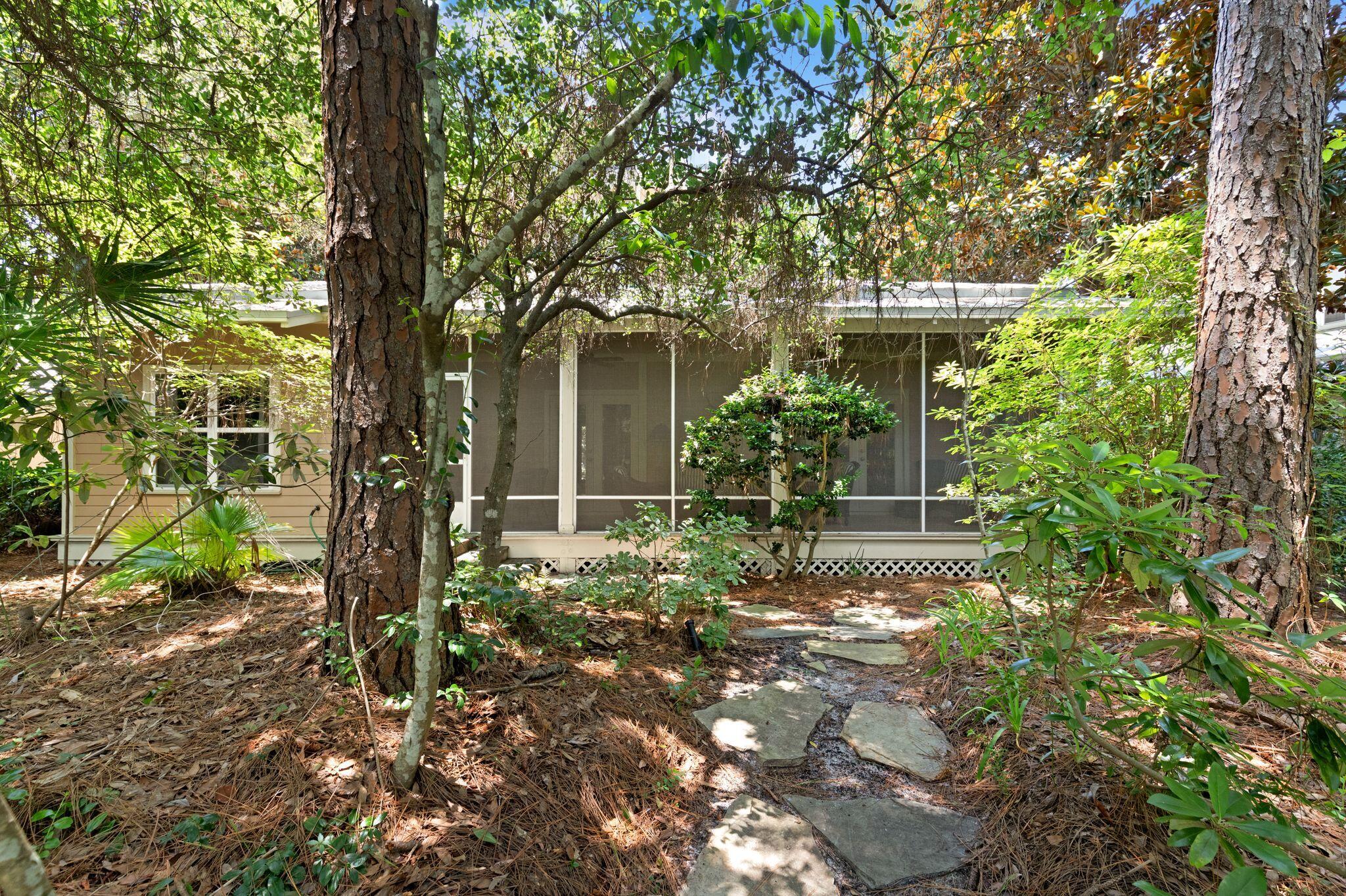 PRESTWICK PLACE - Residential