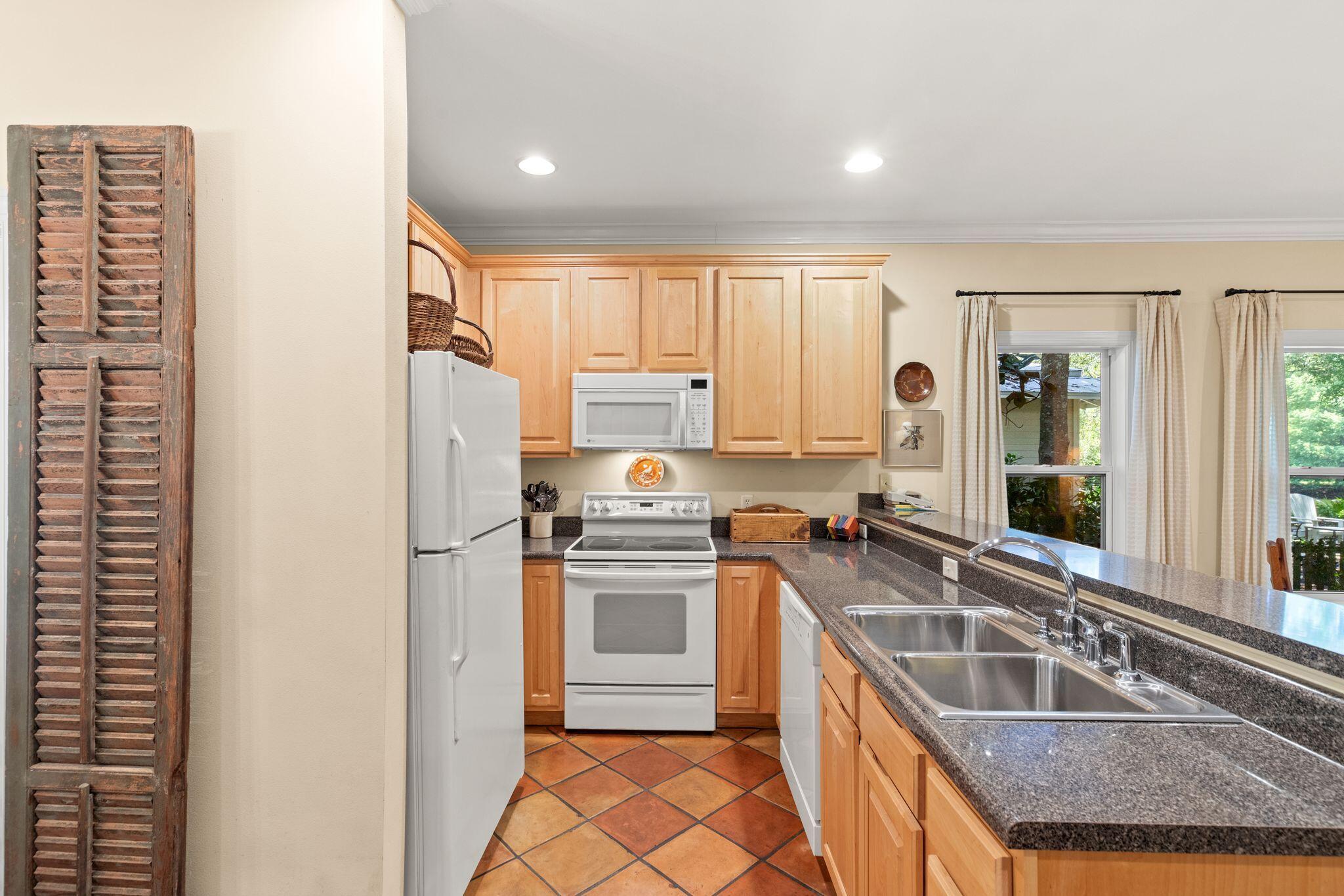 PRESTWICK PLACE - Residential