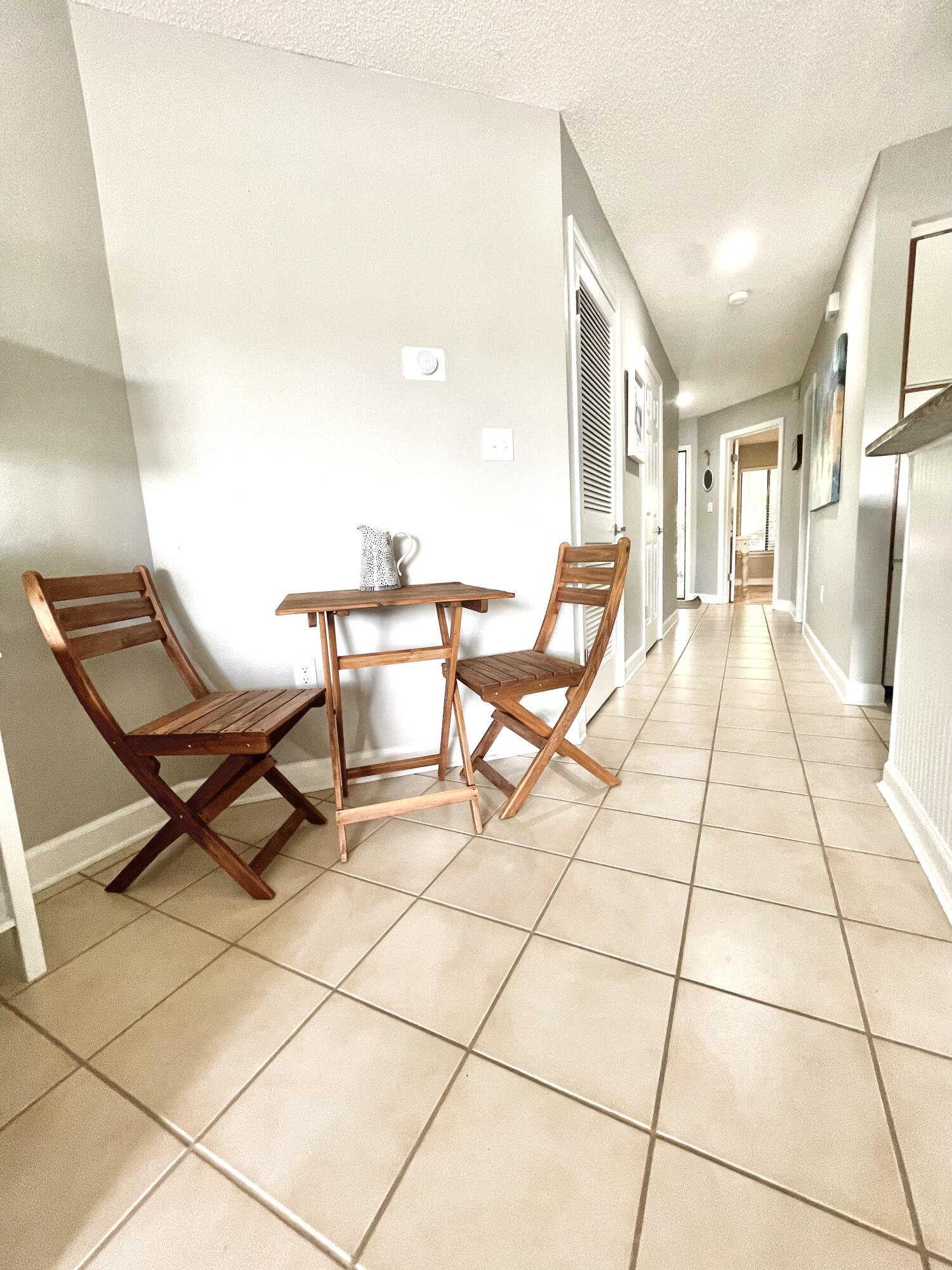 LAKESIDE CONDO AT BLUEWATER BAY - Residential