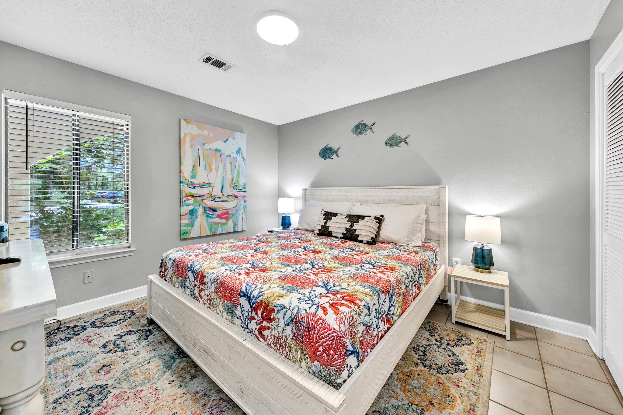 LAKESIDE CONDO AT BLUEWATER BAY - Residential