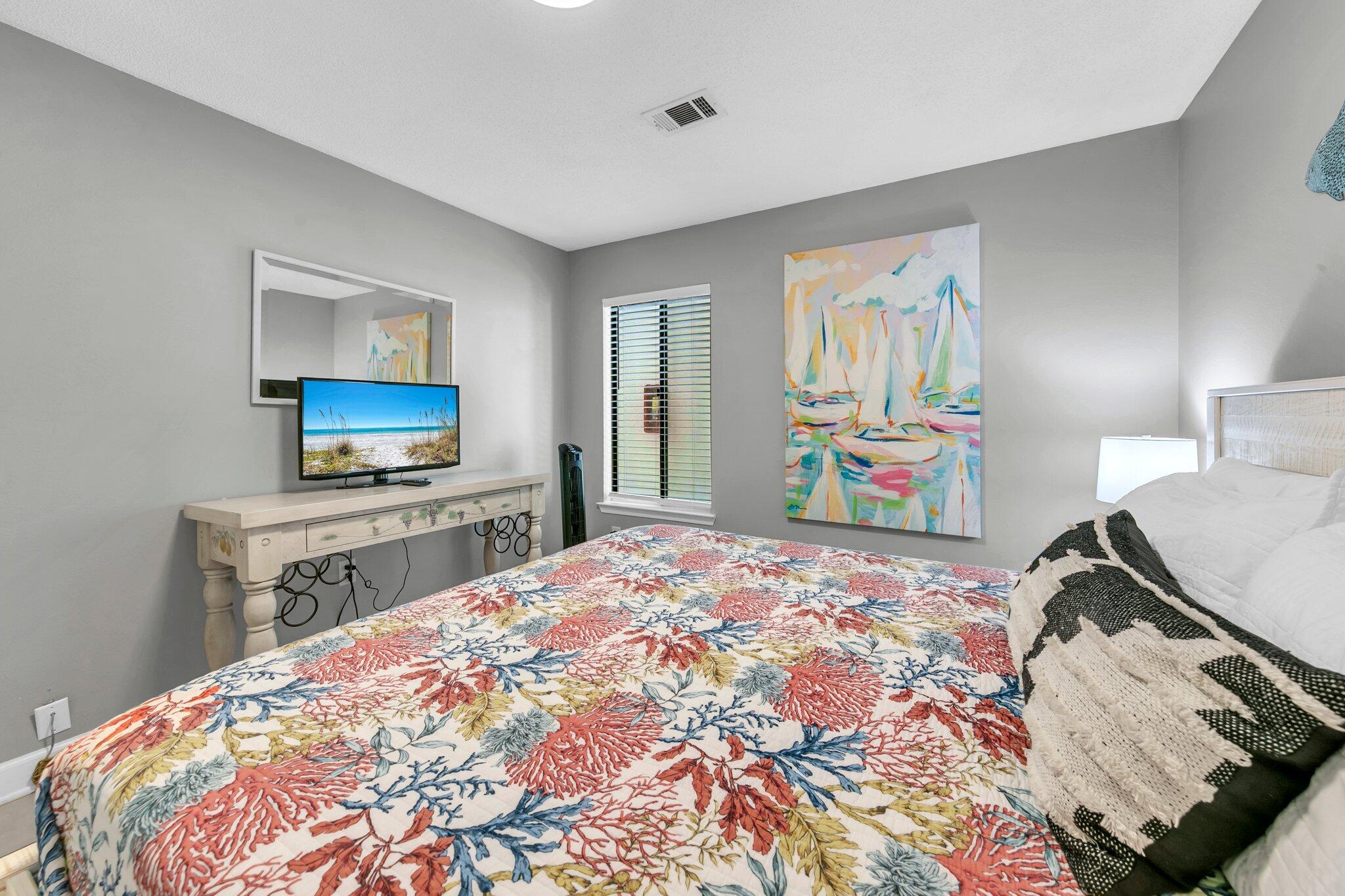 LAKESIDE CONDO AT BLUEWATER BAY - Residential