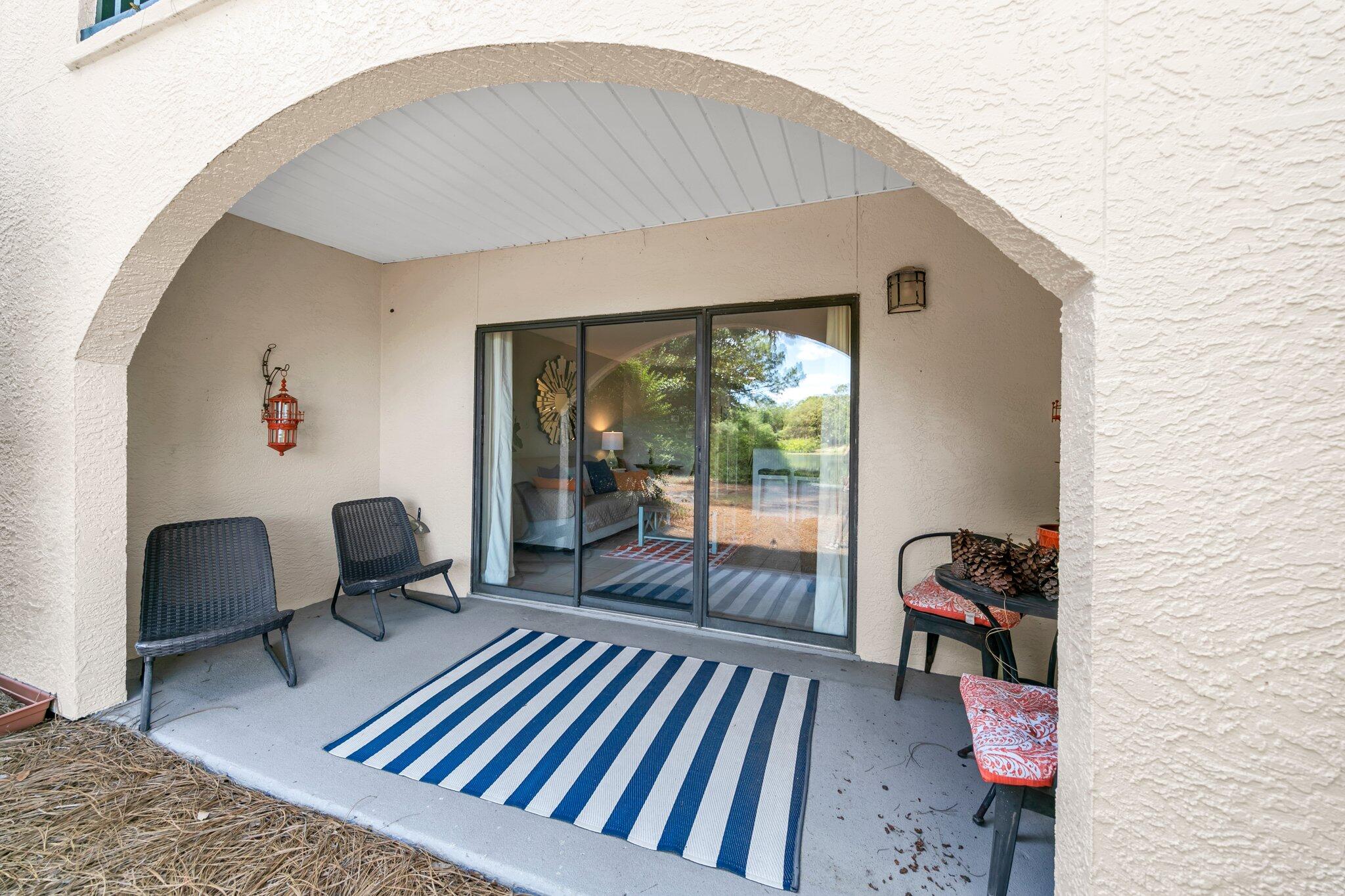 LAKESIDE CONDO AT BLUEWATER BAY - Residential