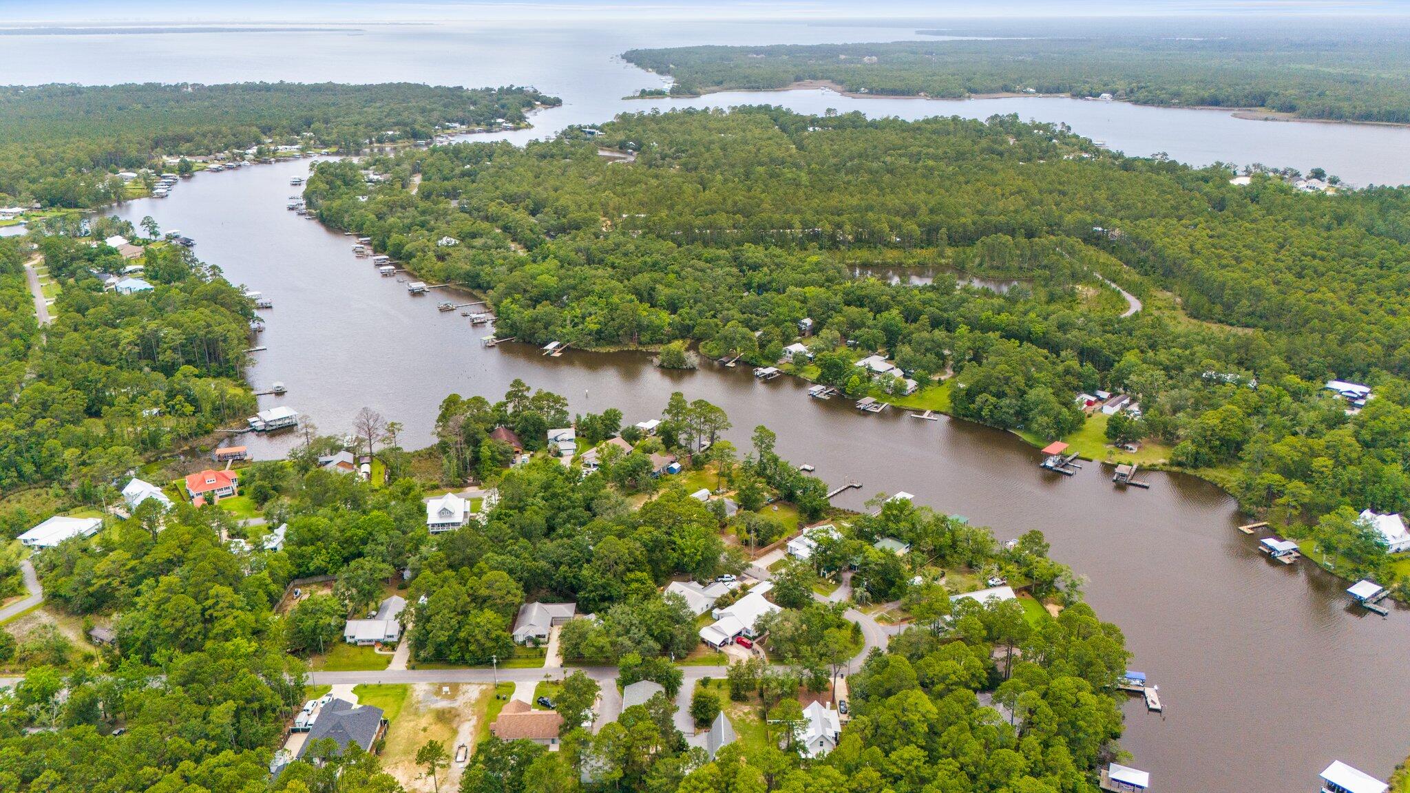 EMERALD SHORES - Residential