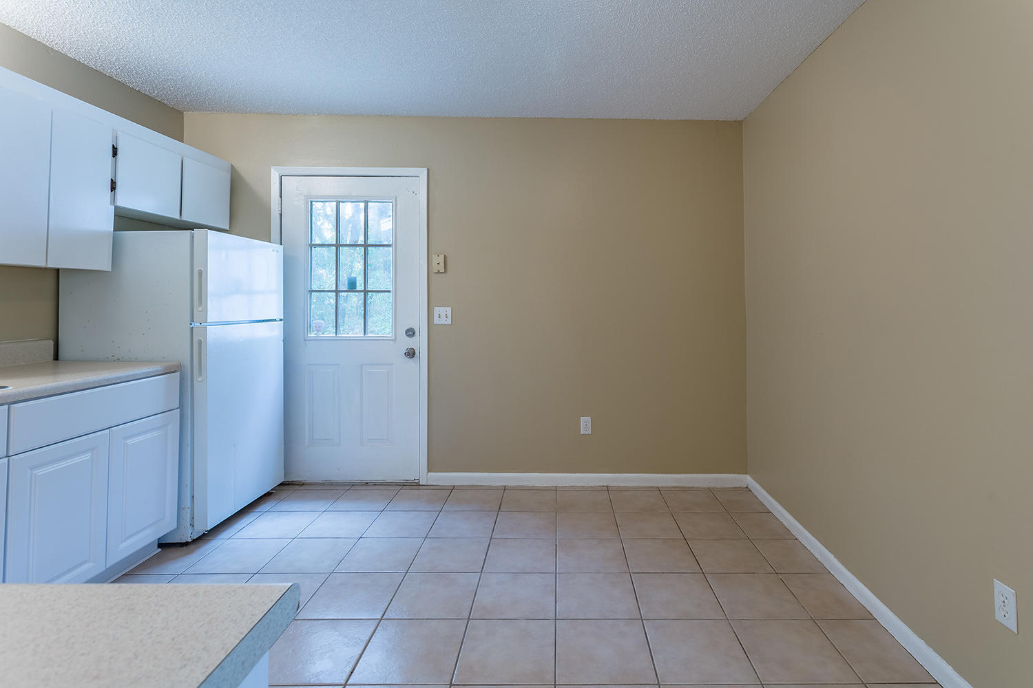 LIVE OAK - Residential Lease