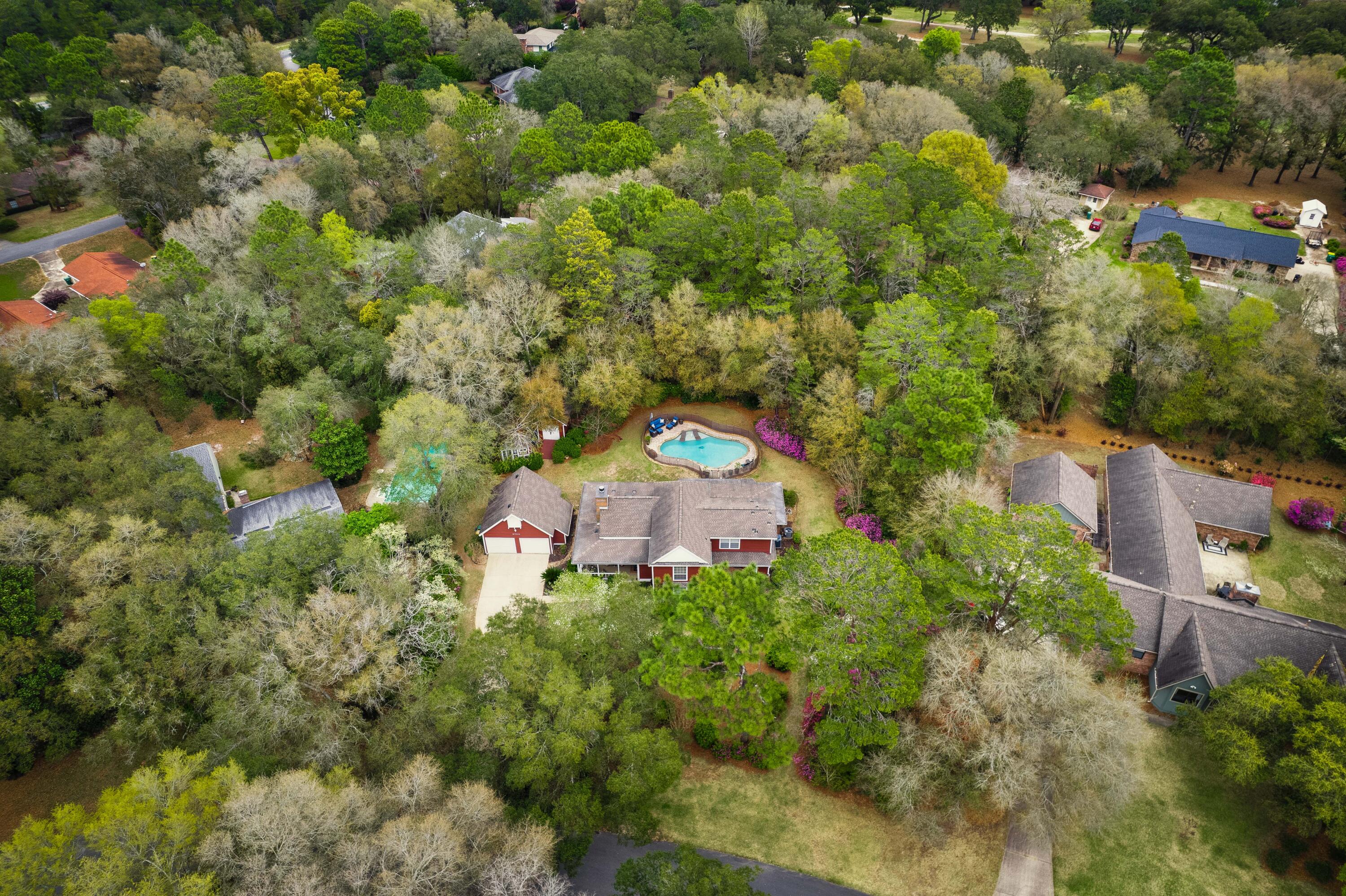 LE CHATEAU - Residential