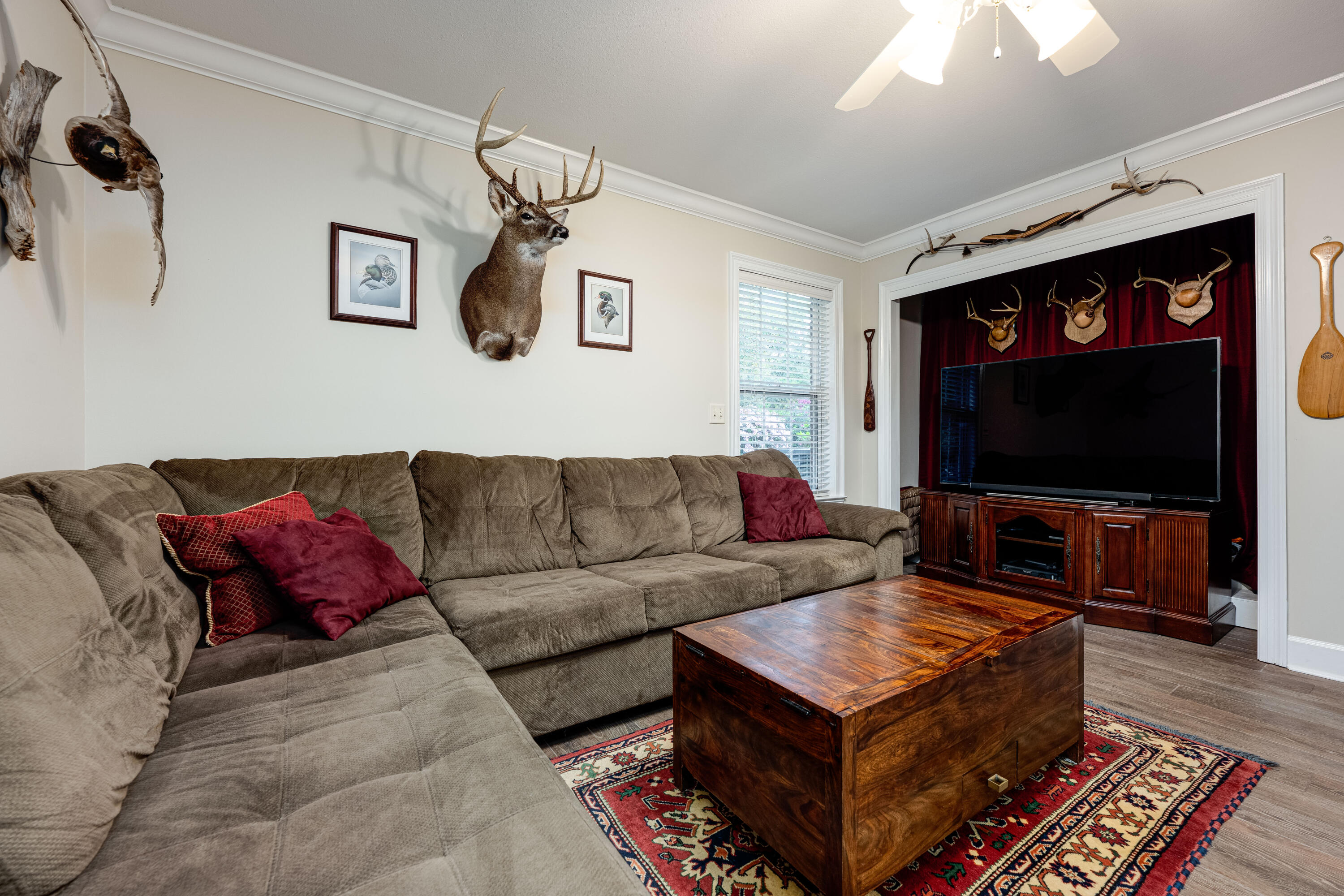 LE CHATEAU - Residential