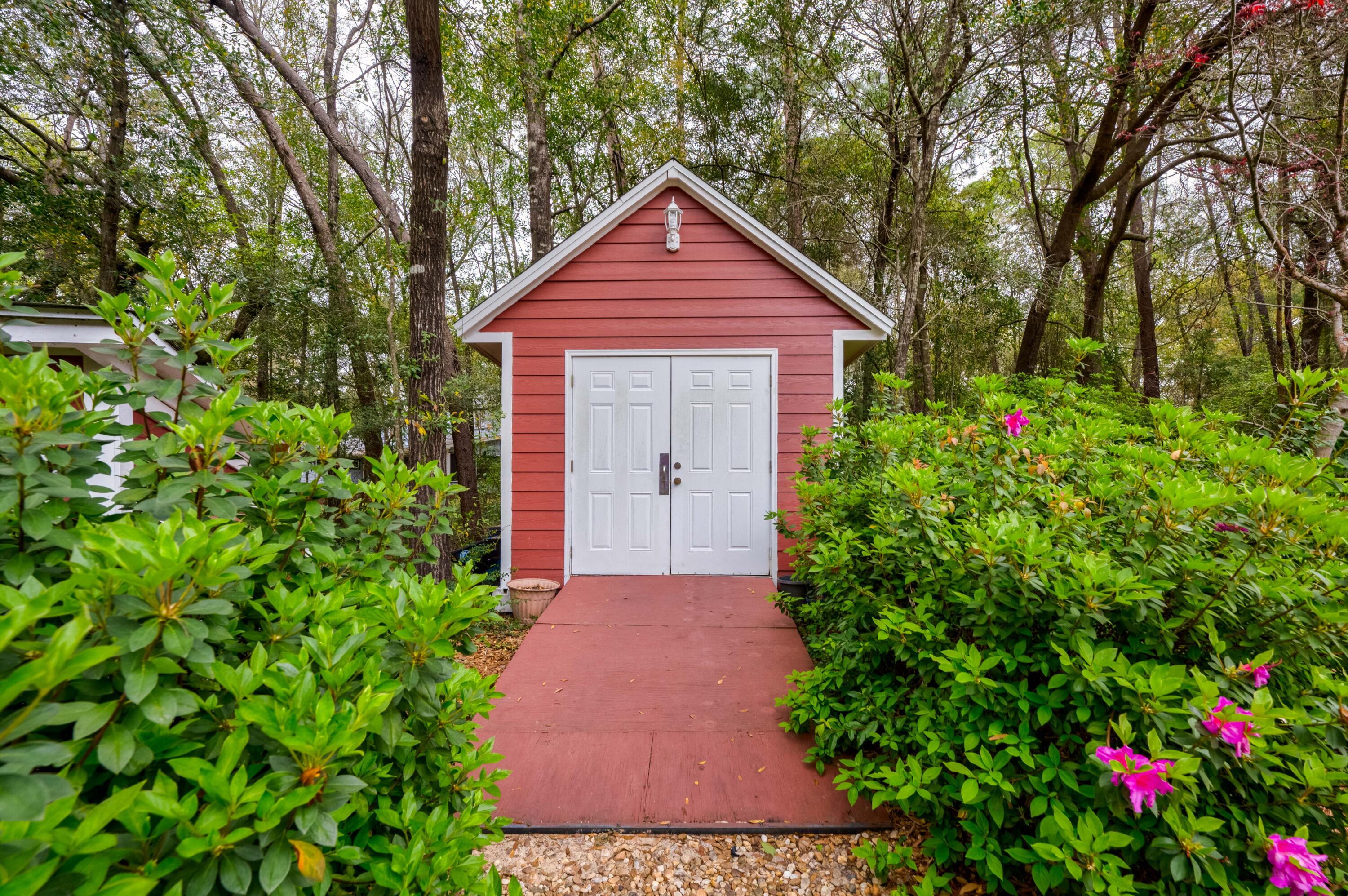 LE CHATEAU - Residential