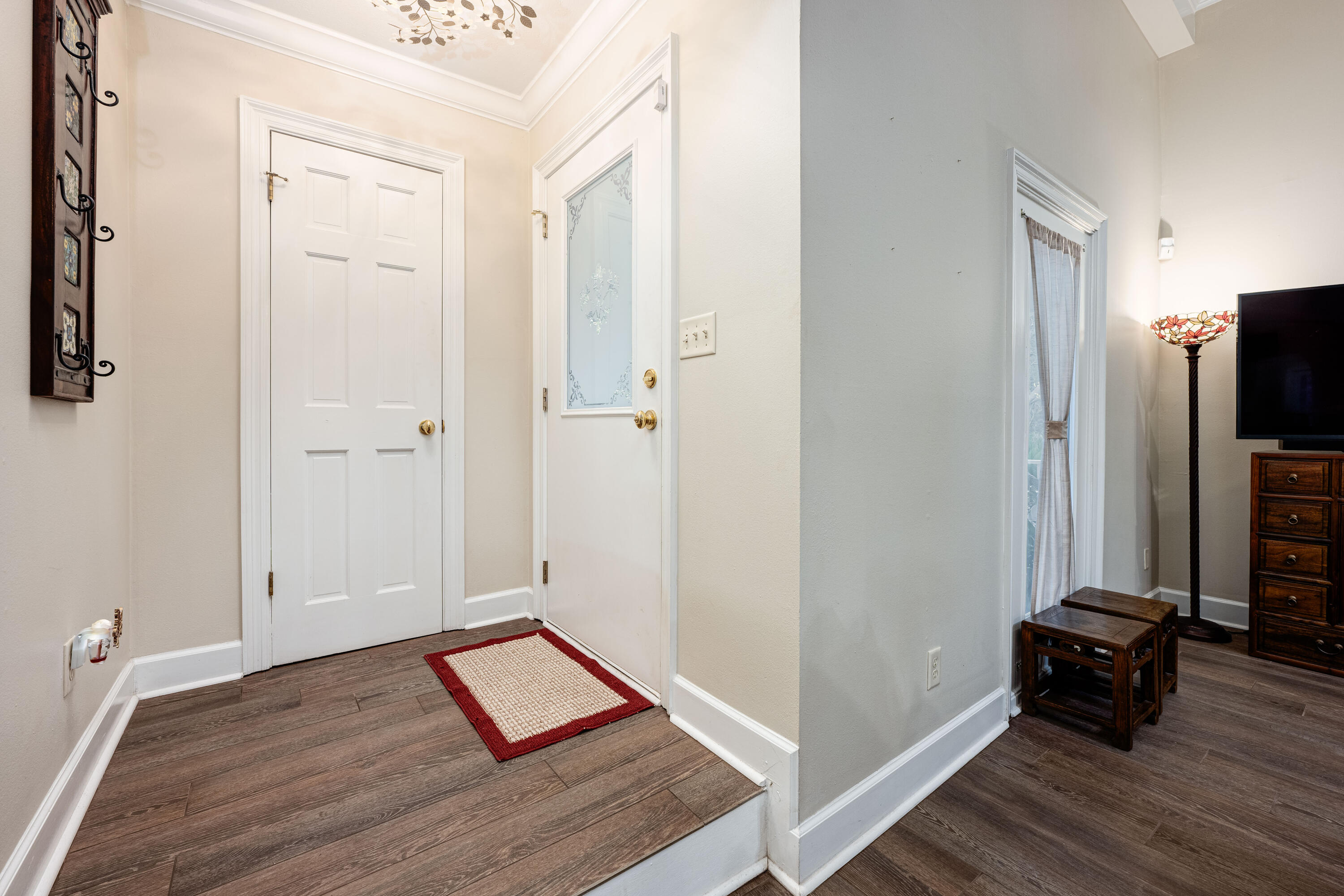 LE CHATEAU - Residential