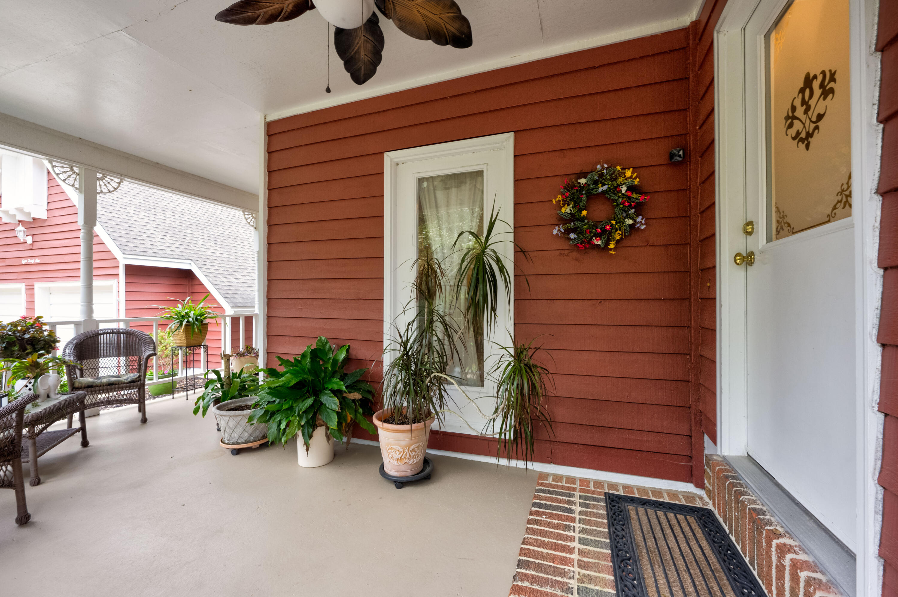 LE CHATEAU - Residential