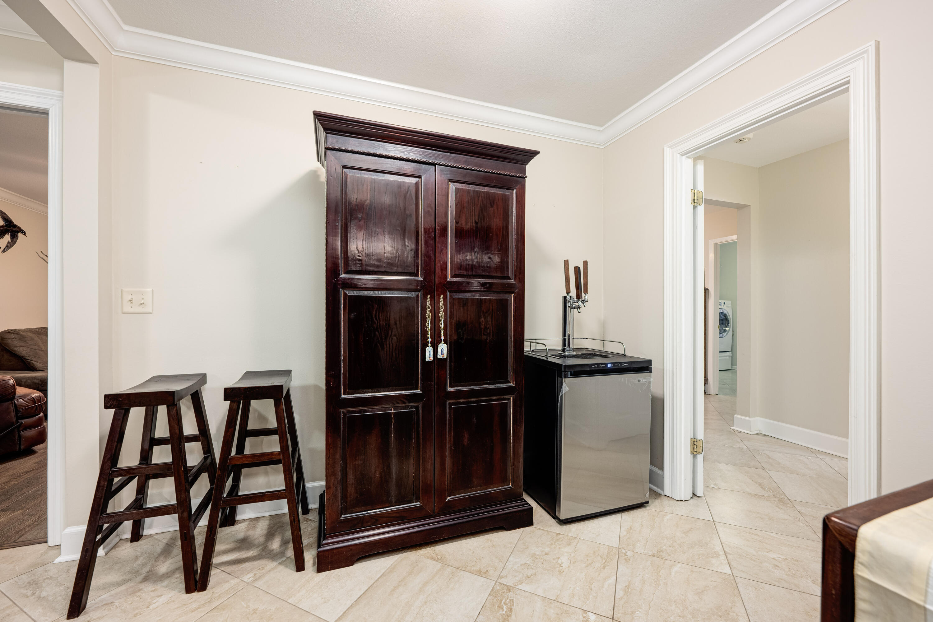 LE CHATEAU - Residential