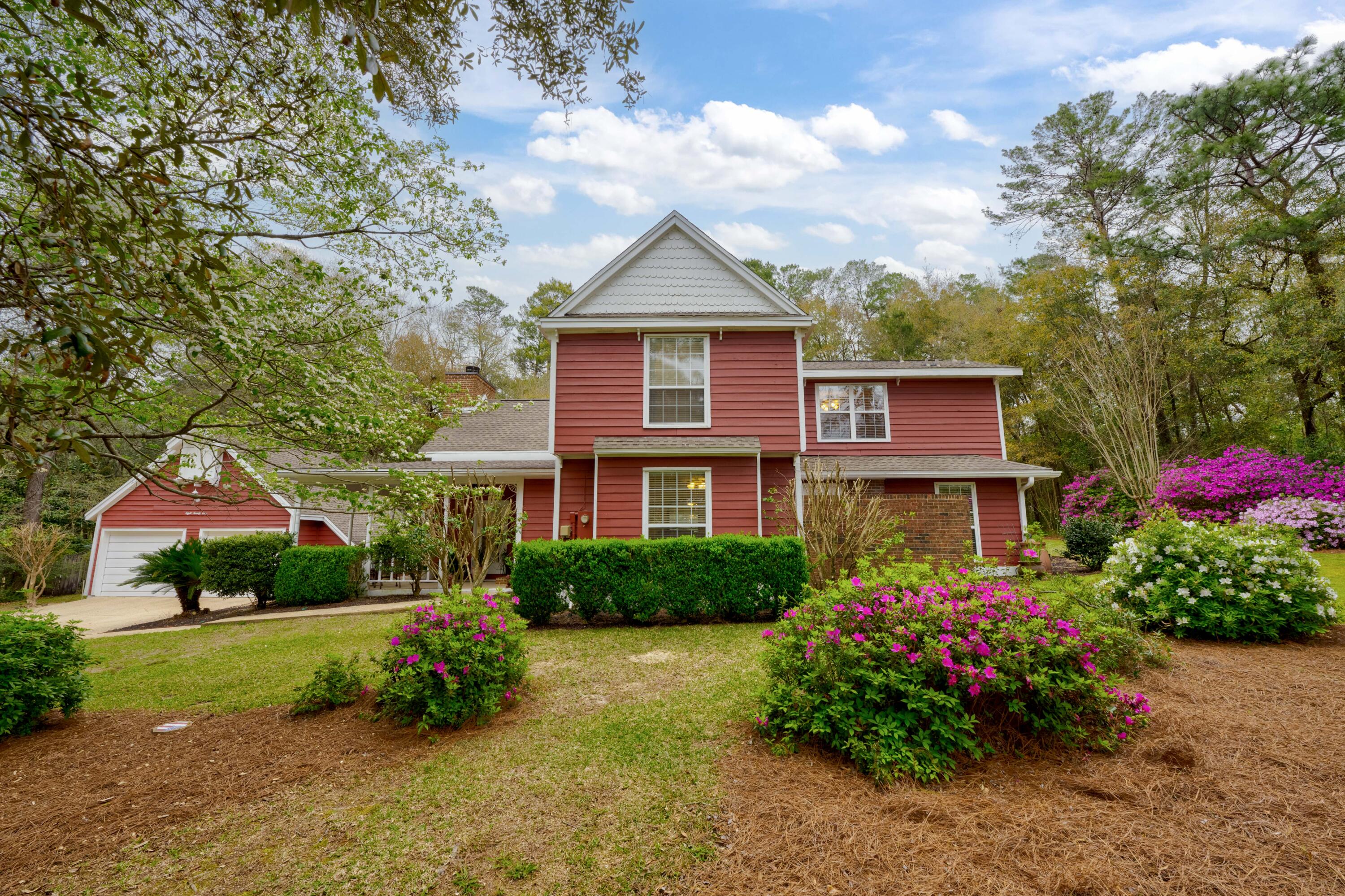 LE CHATEAU - Residential