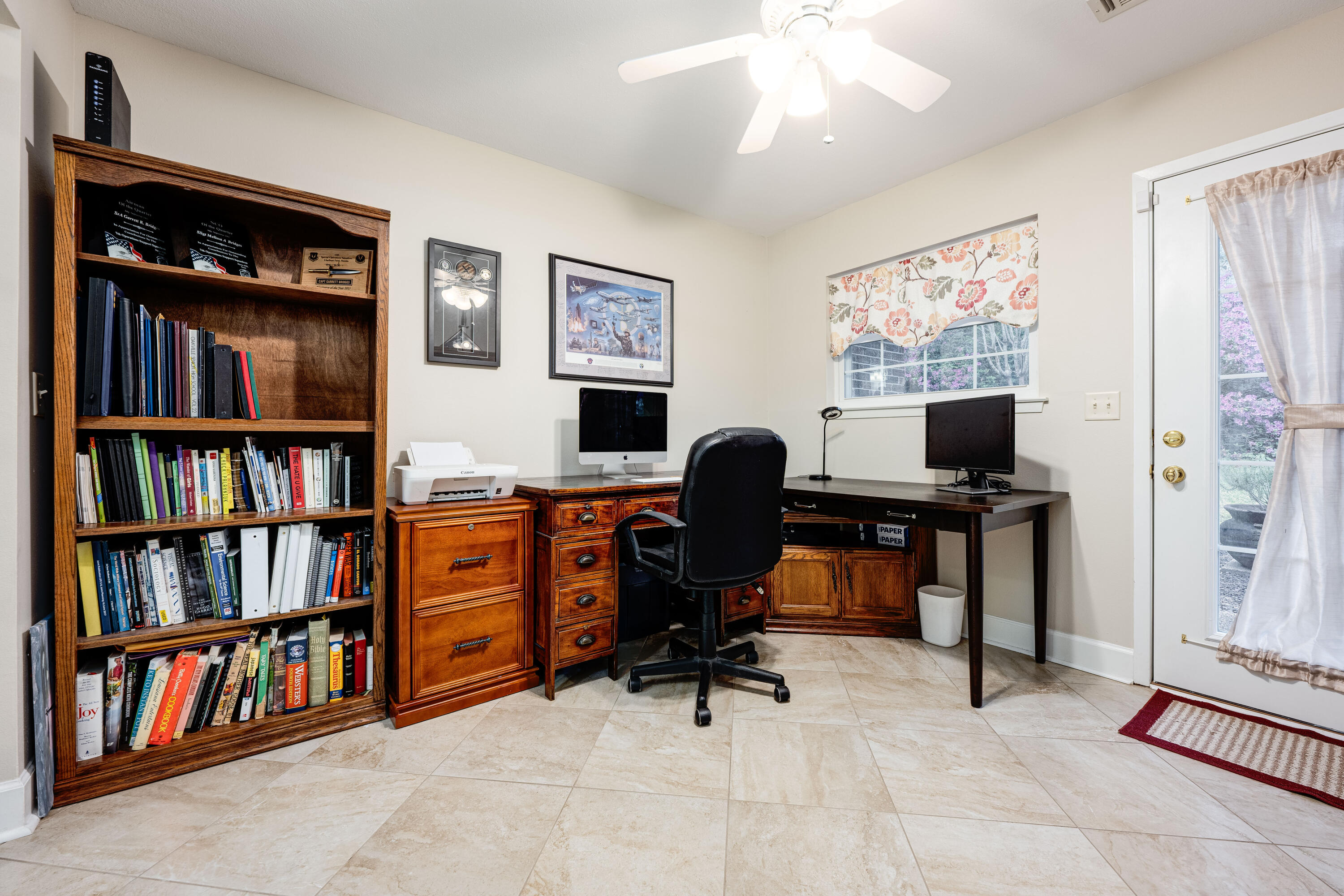 LE CHATEAU - Residential