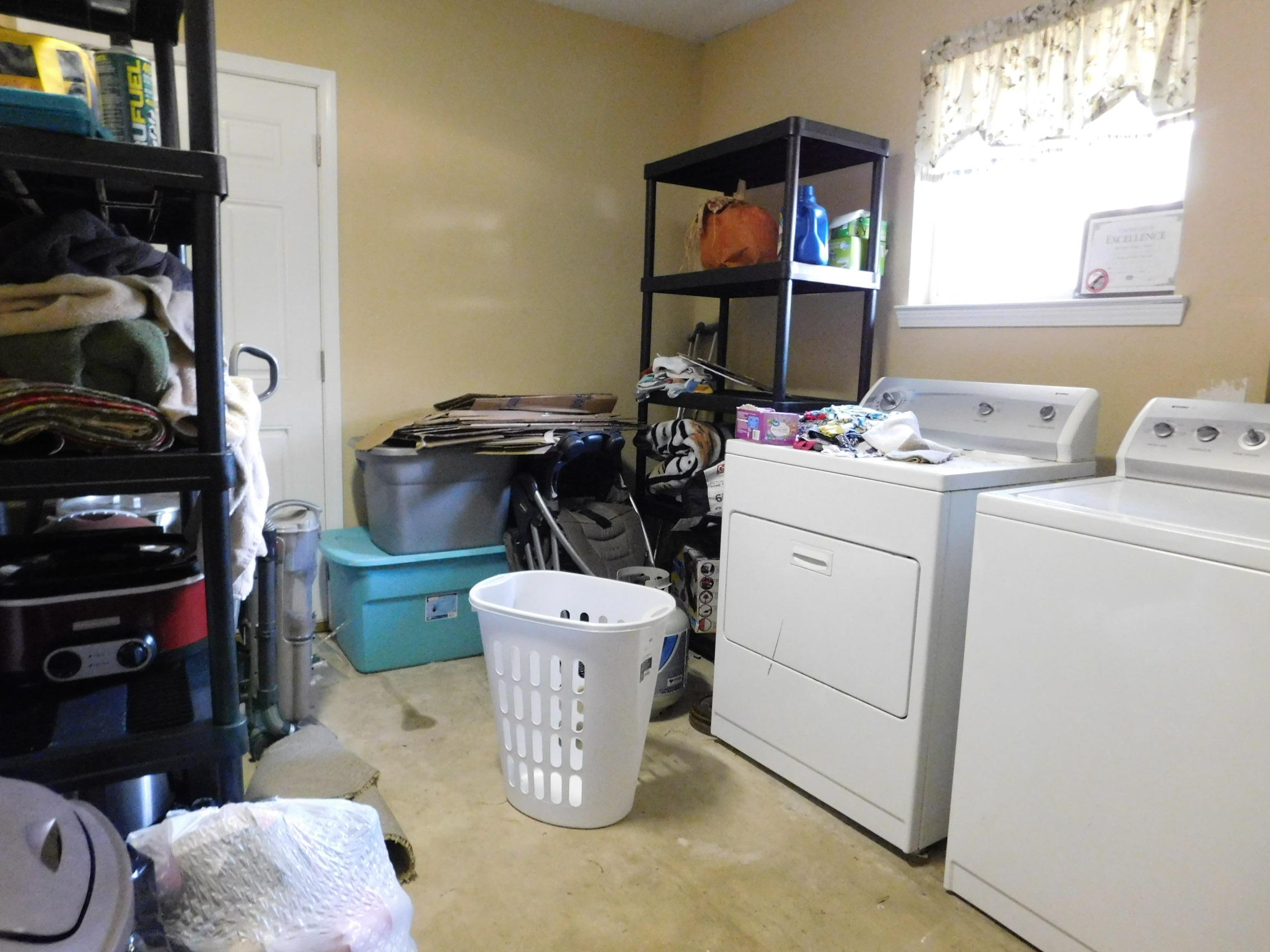 PALM ESTATES UNIT 3 - Residential